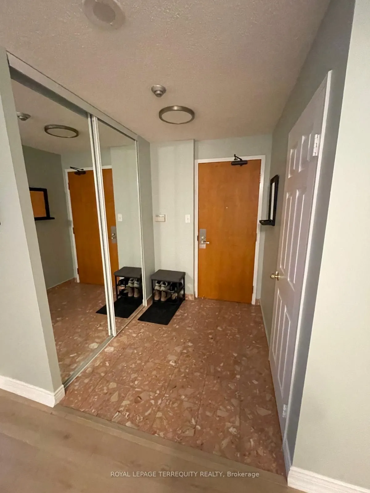 256 Doris Avenue, #601