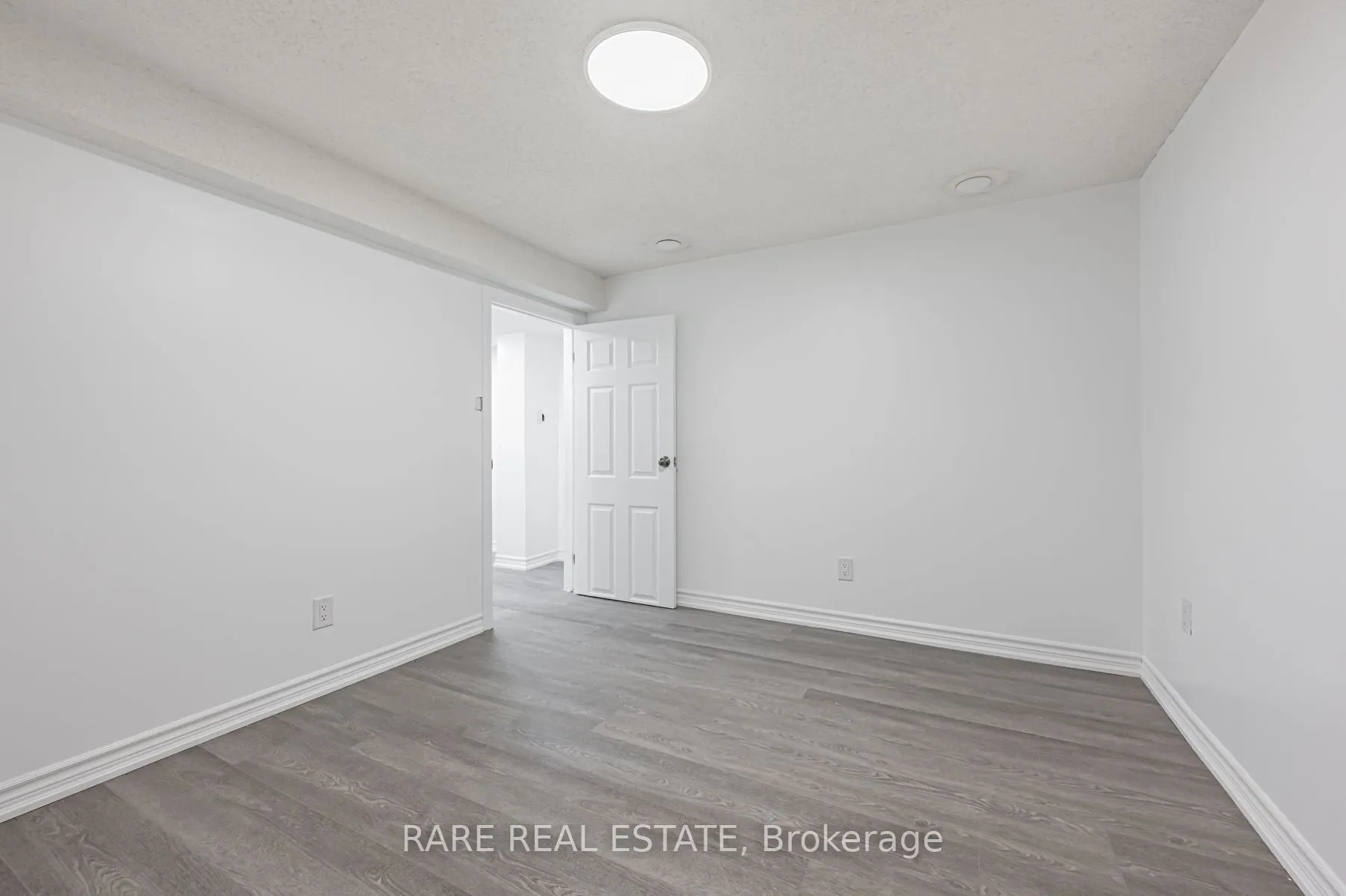 27 Danby Avenue, #2
