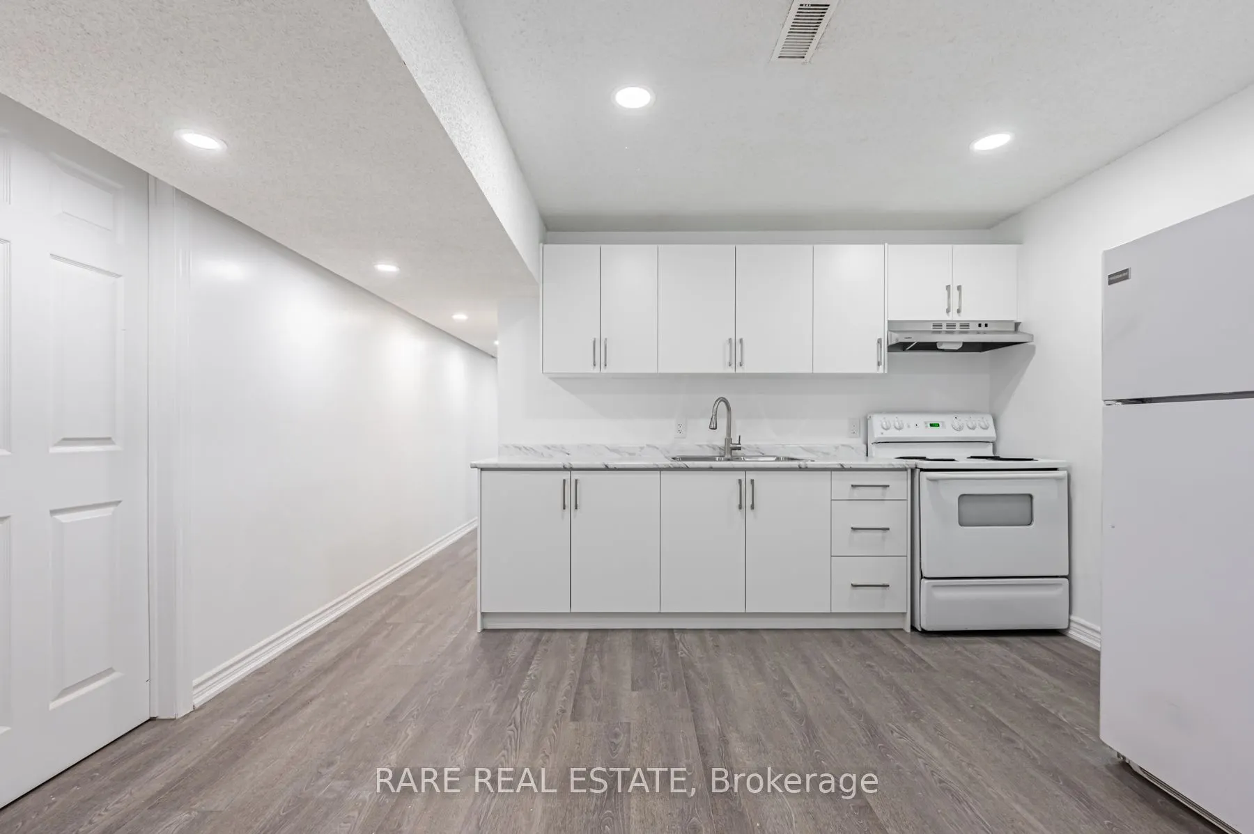 27 Danby Avenue, #2
