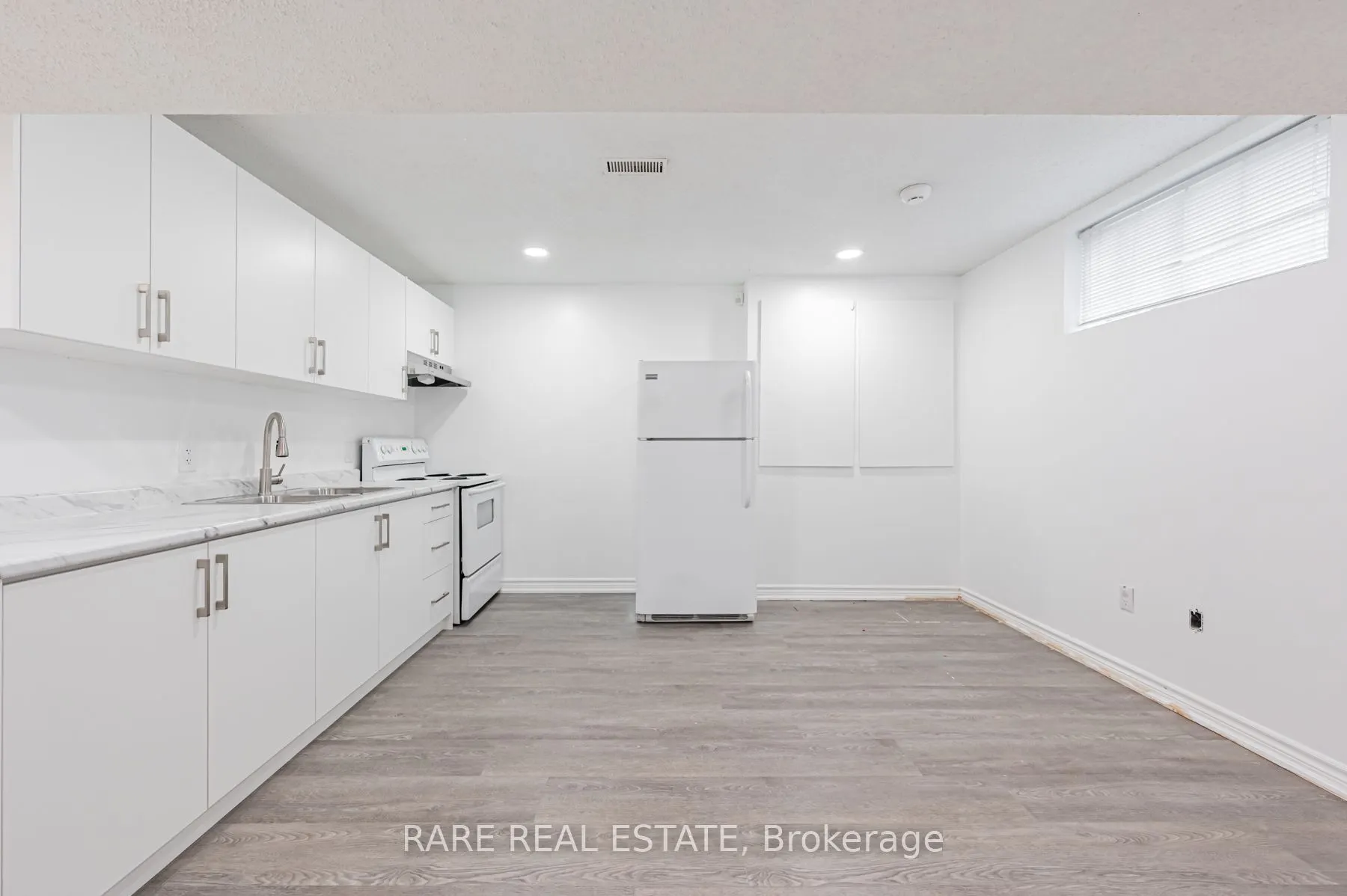 27 Danby Avenue, #2
