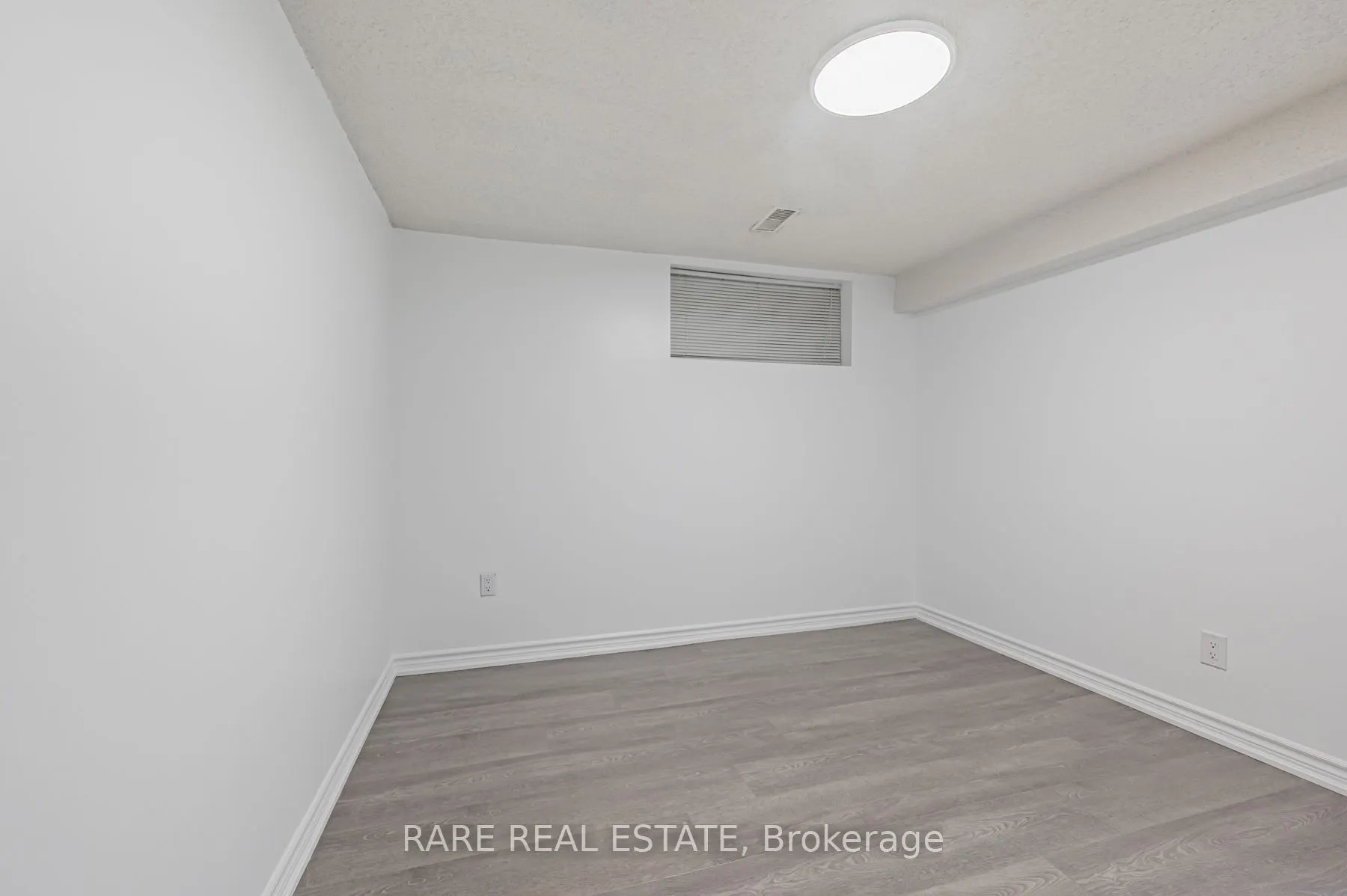 27 Danby Avenue, #2