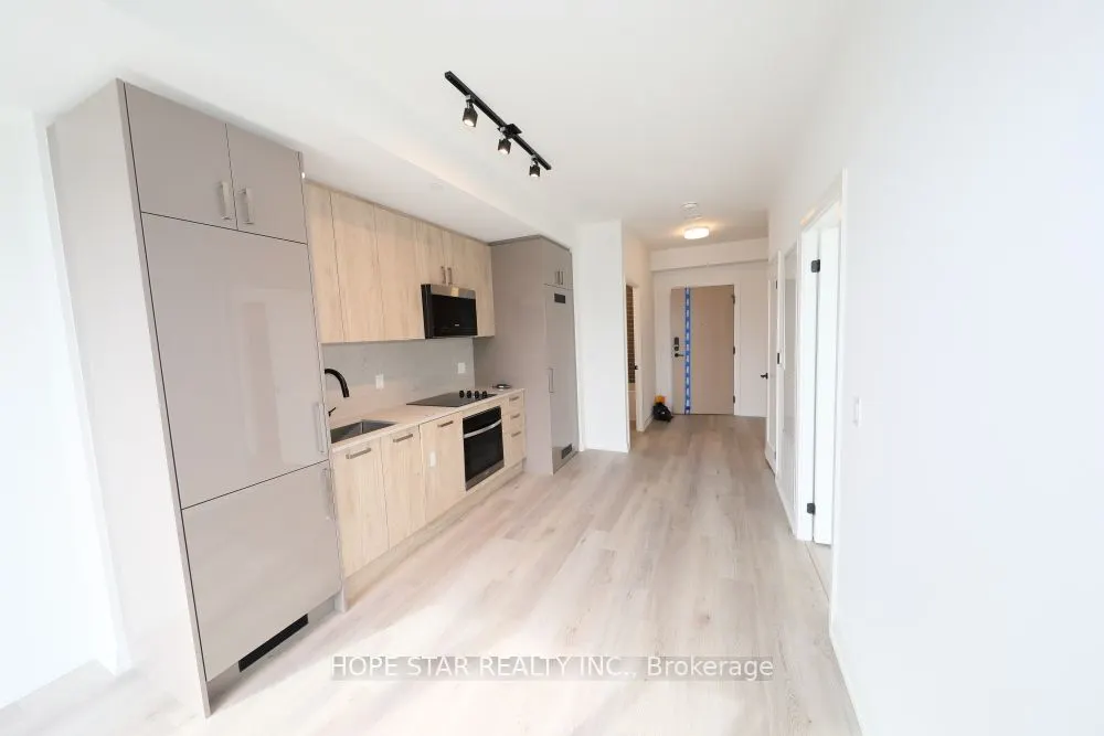 280 Dundas Street W, #2907