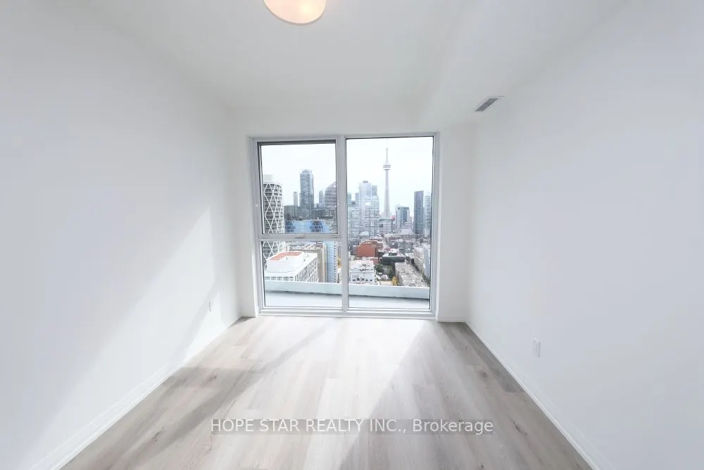 280 Dundas Street W, #2907