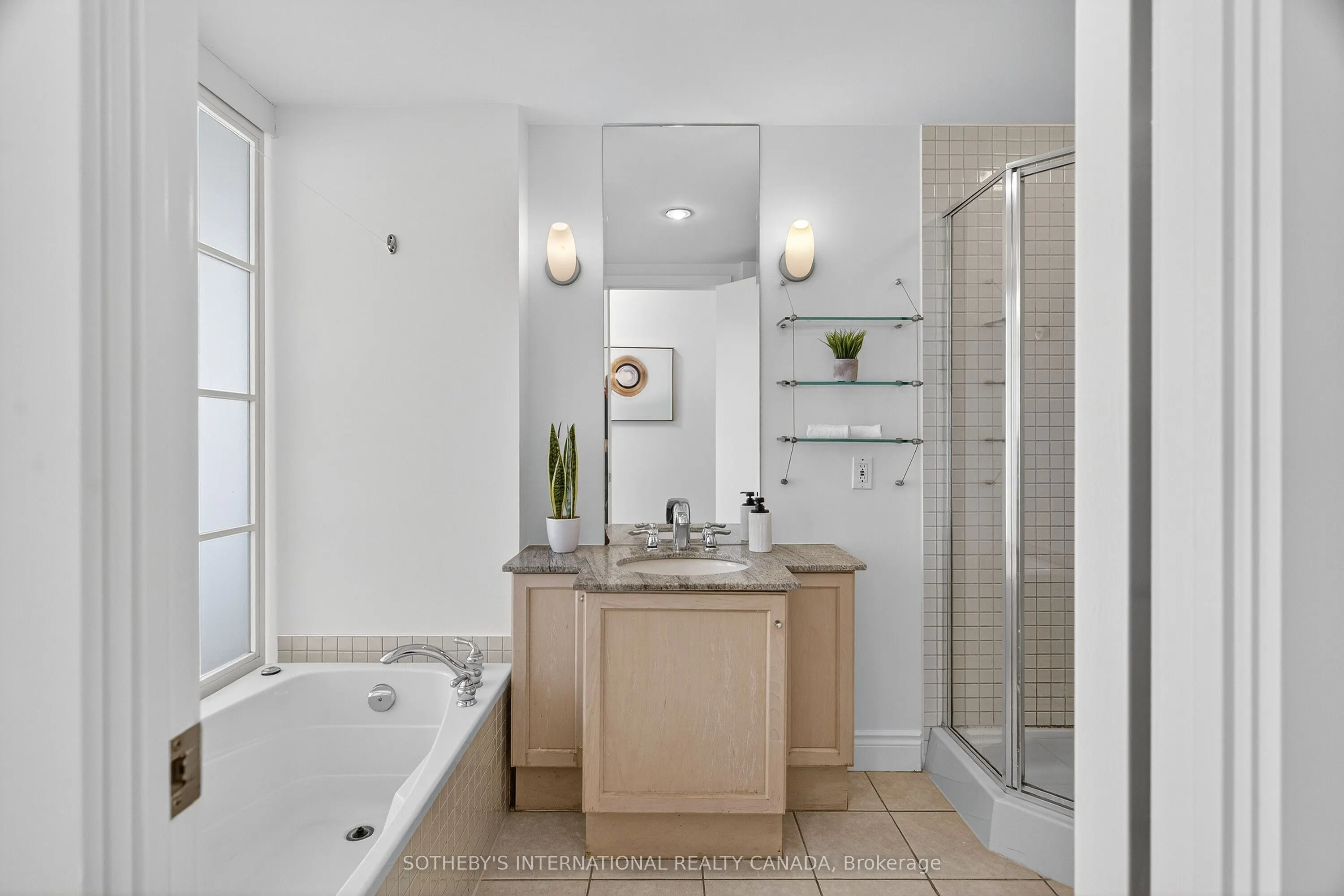 500 Queens Quay W, #405W