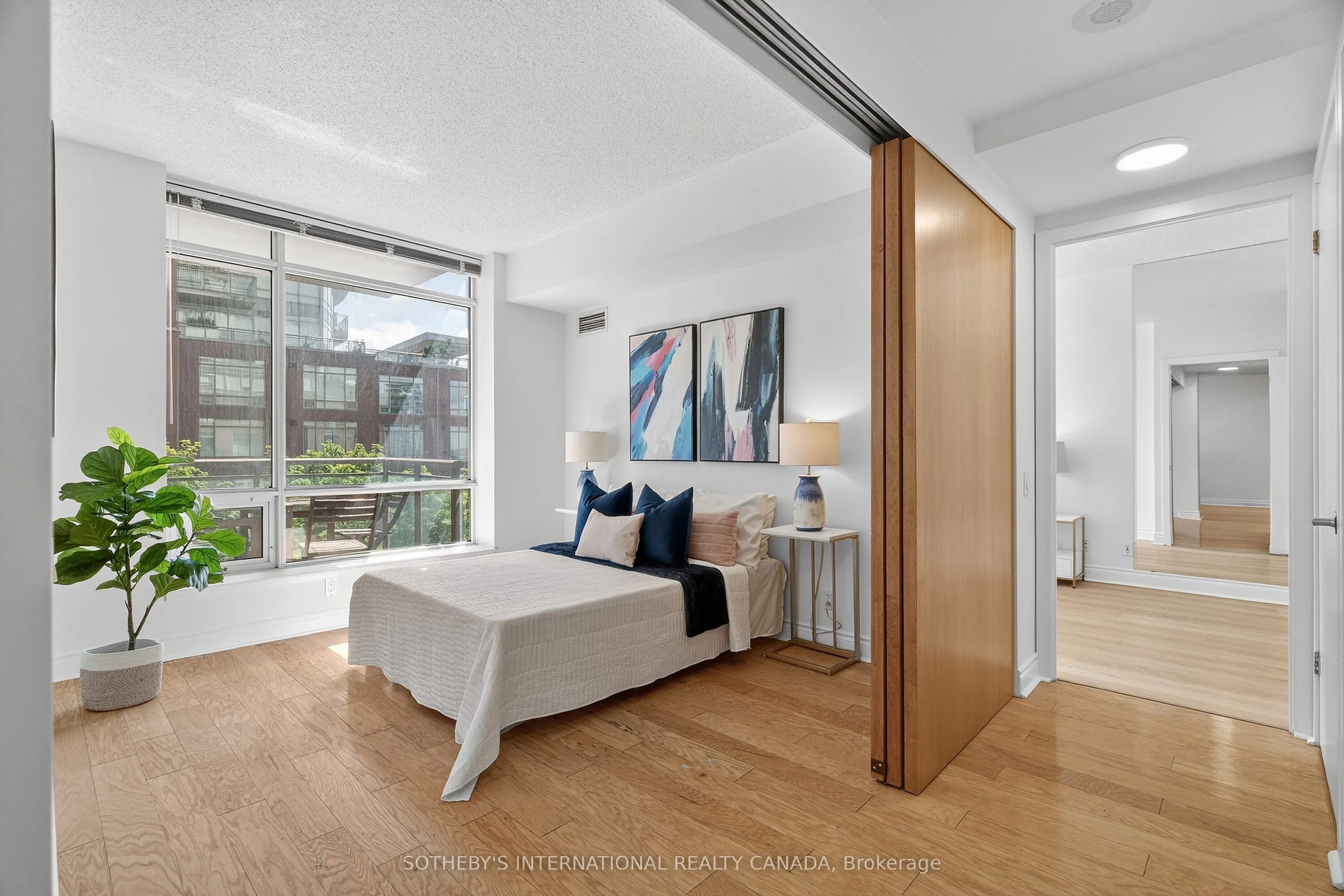 500 Queens Quay W, #405W