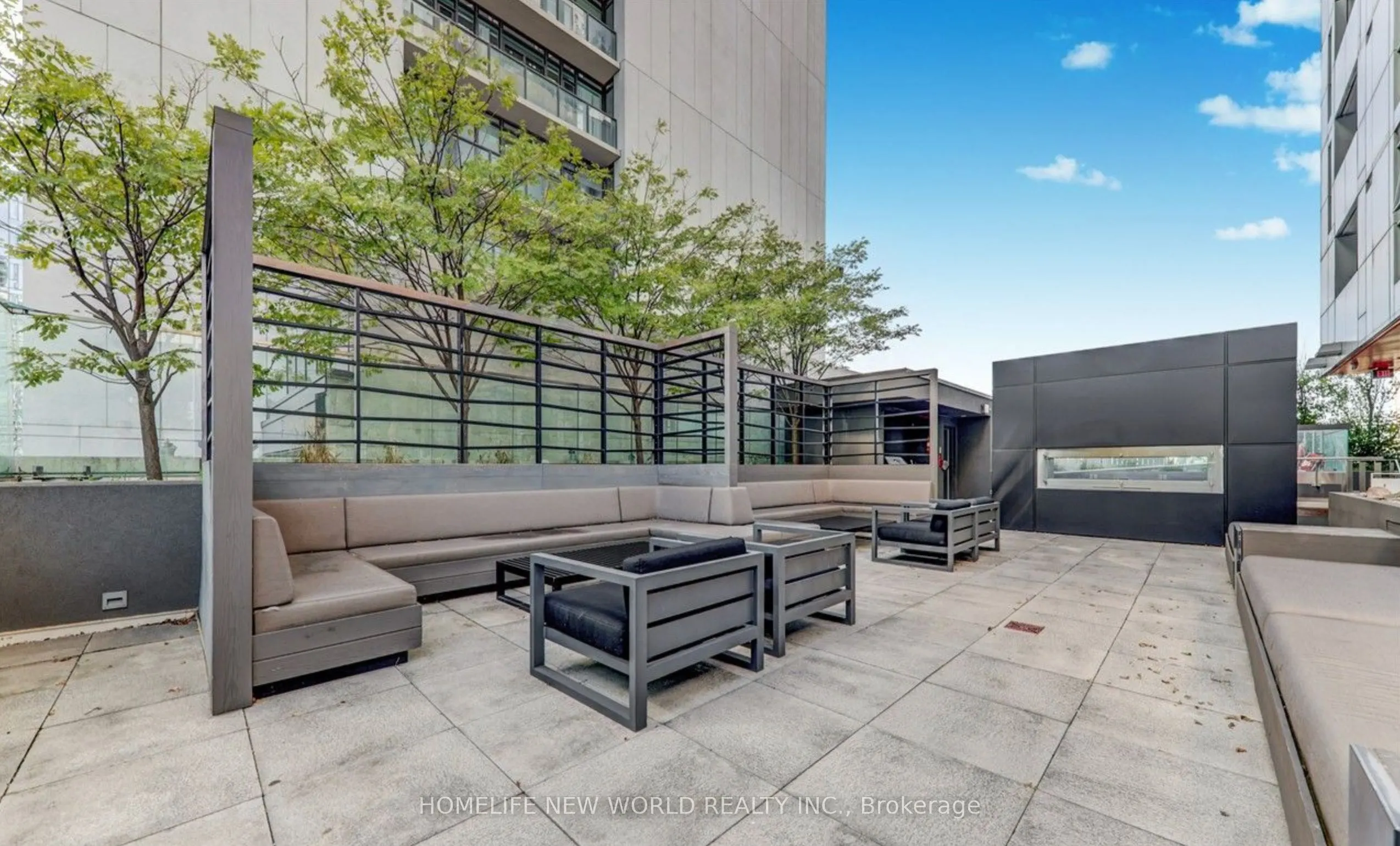 318 Richmond Street W, #2410