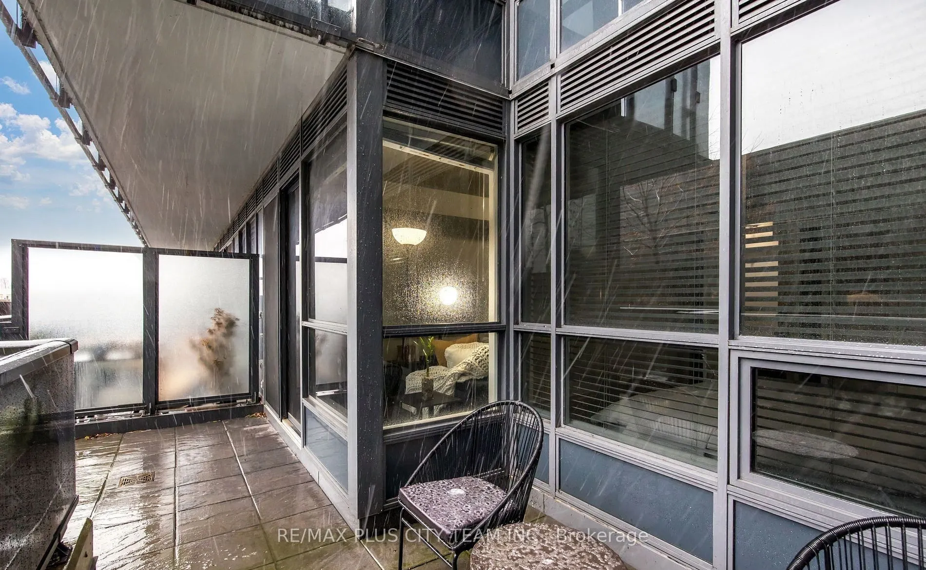 1030 King Street W, #318