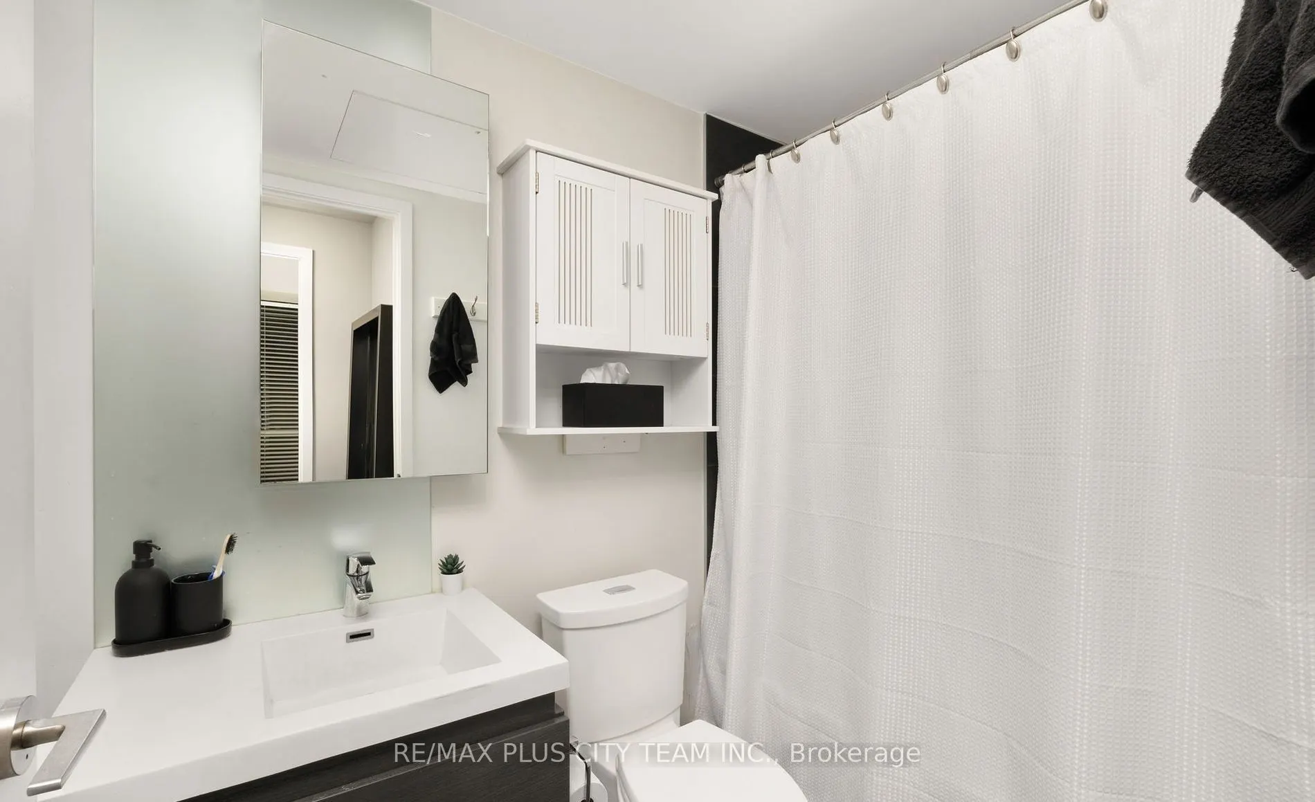 1030 King Street W, #318