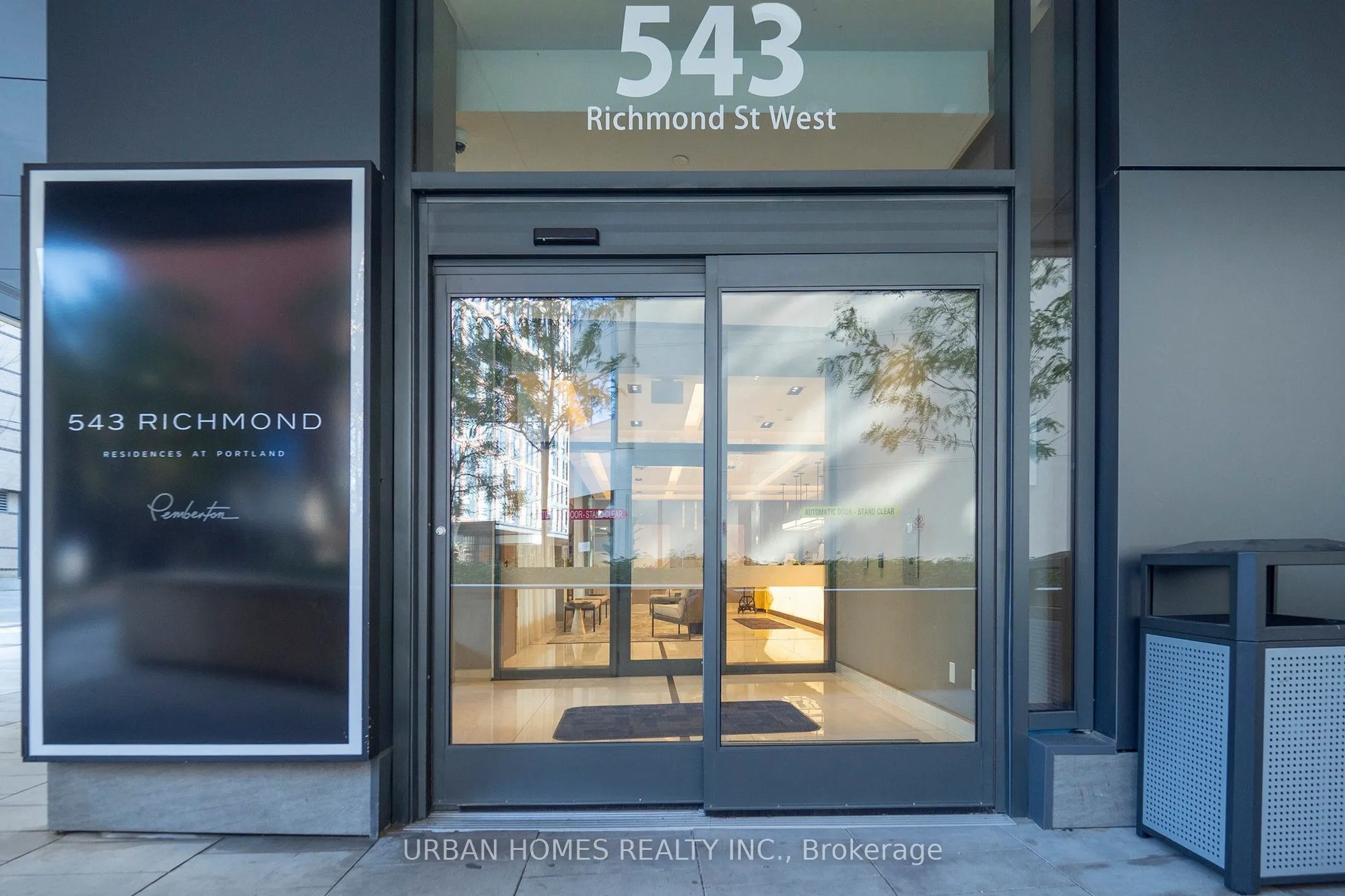 543 Richmond Street W, #737