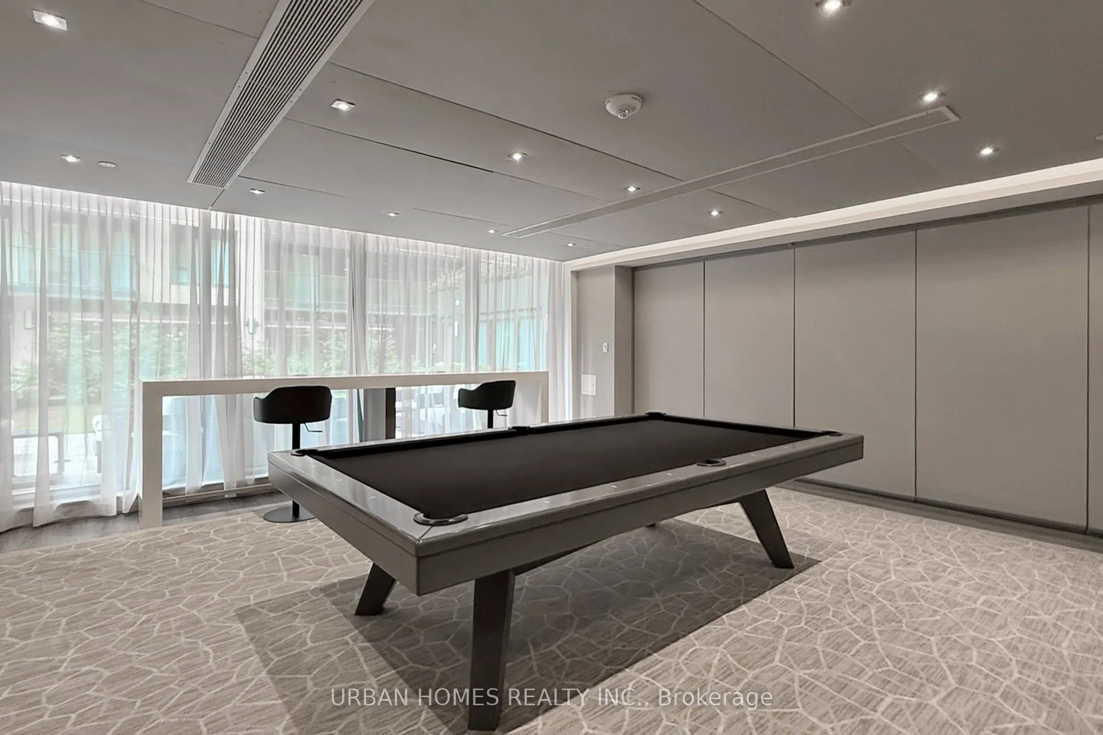 543 Richmond Street W, #737