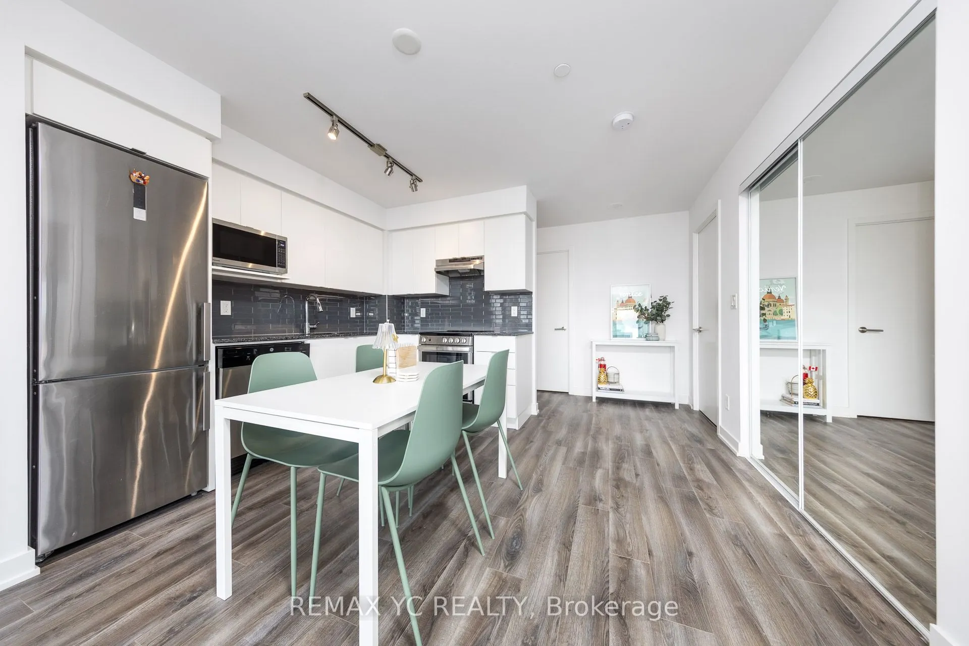 120 Varna Drive, #715