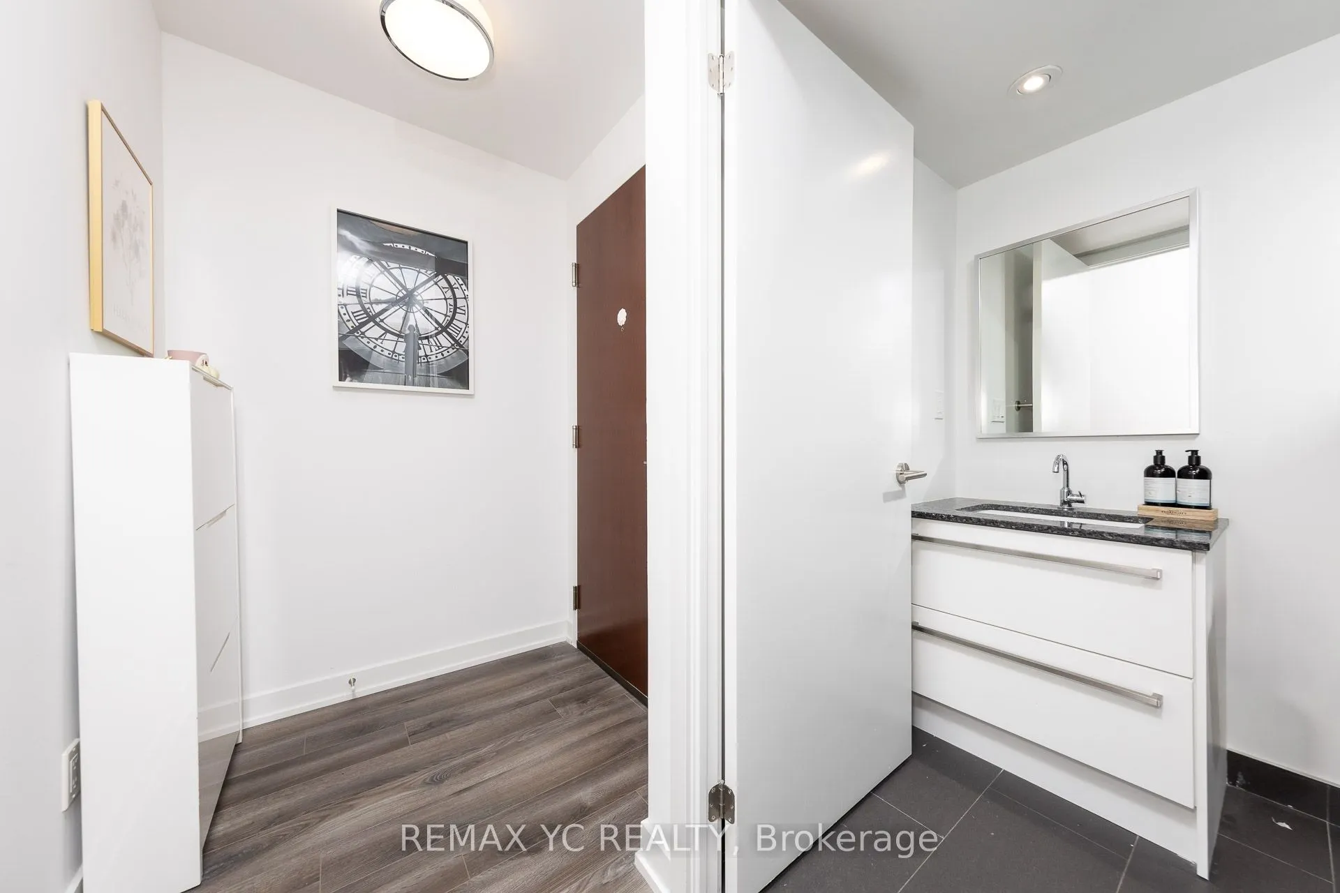 120 Varna Drive, #715