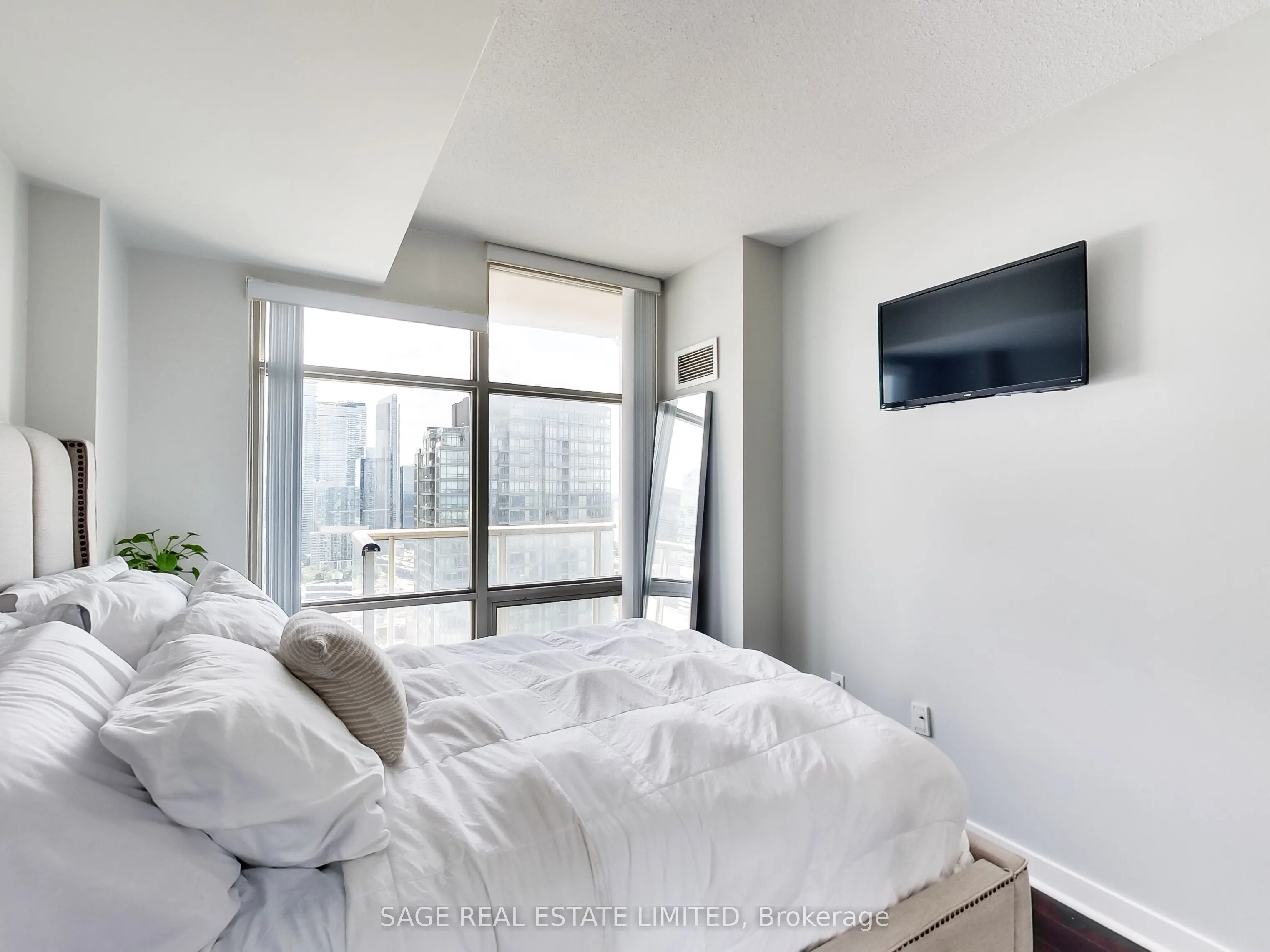 35 Mariner Terrace, #3707