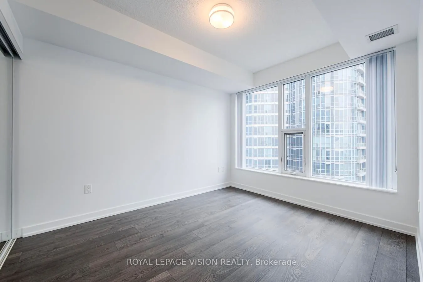 10 York Street, #2409