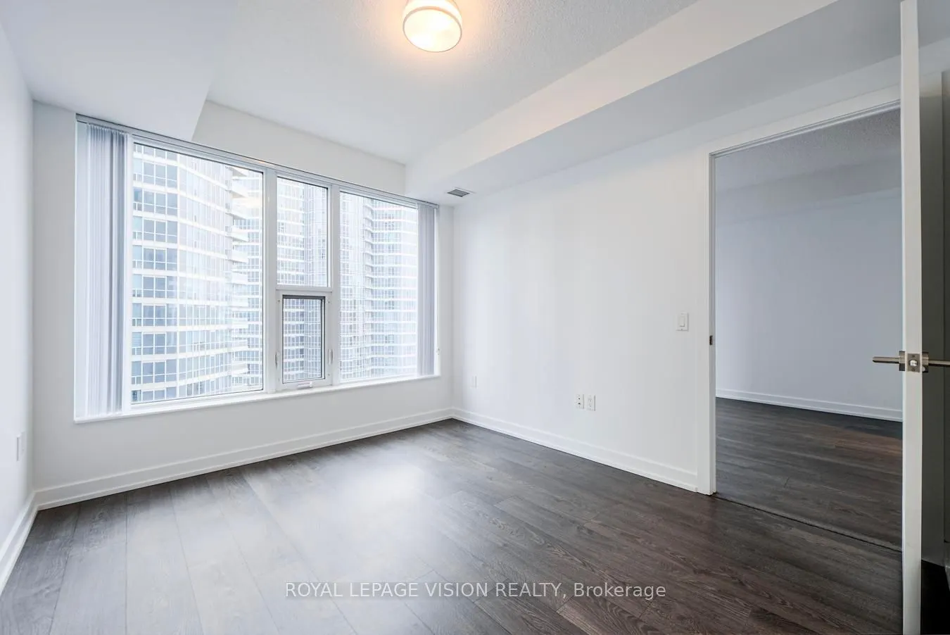 10 York Street, #2409