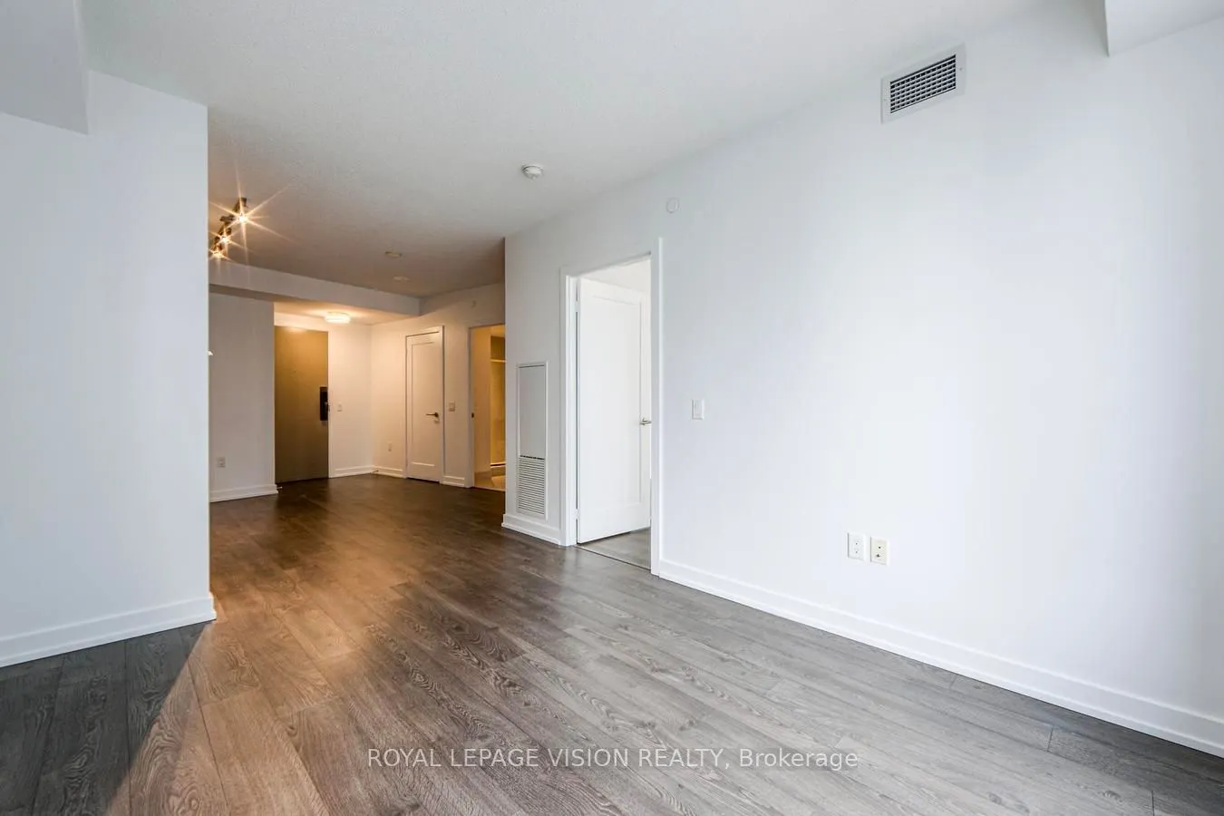 10 York Street, #2409