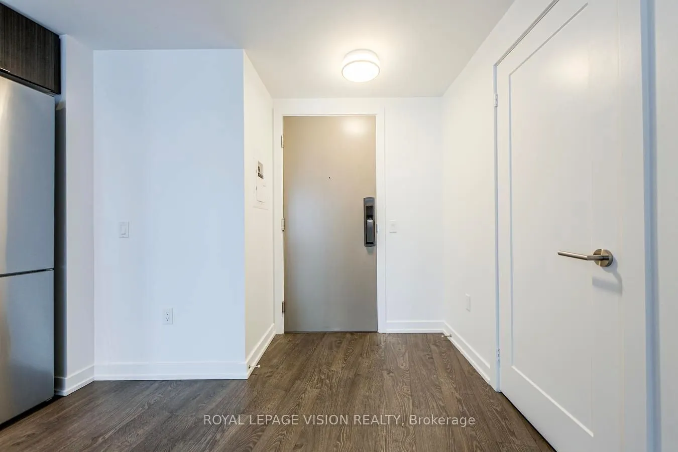 10 York Street, #2409