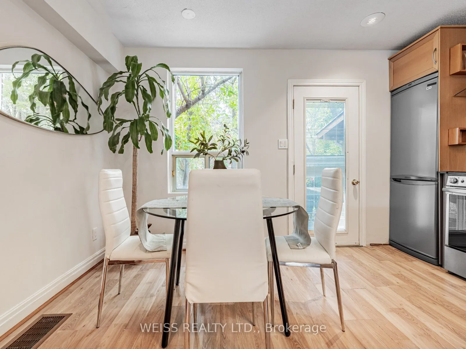 3 Khedive Avenue
