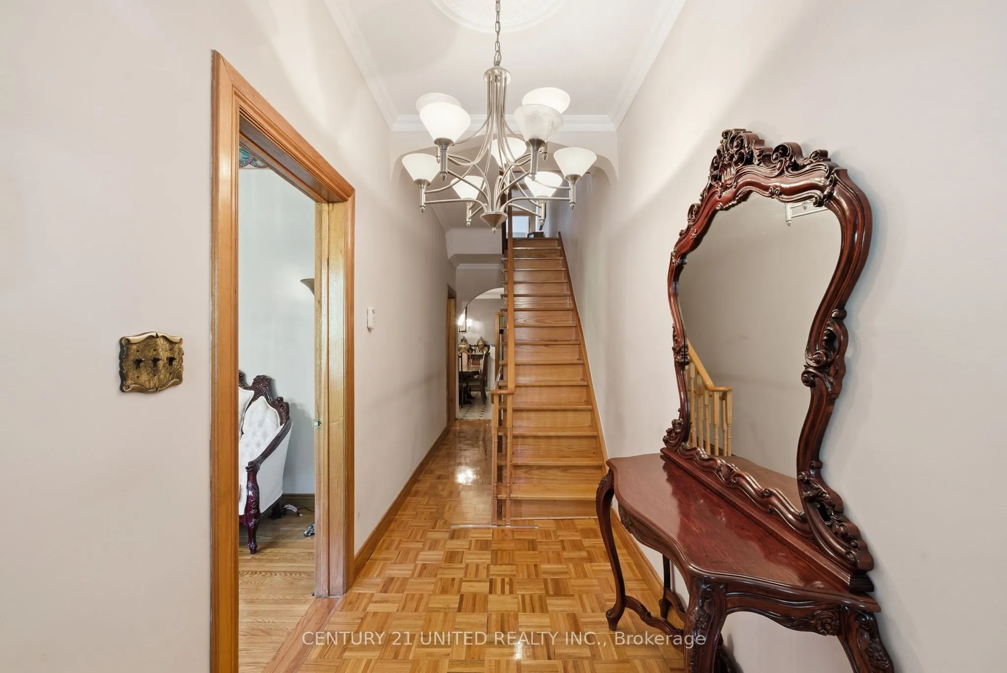 226 Palmerston Avenue