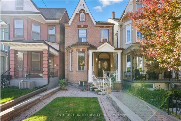 226 Palmerston Avenue