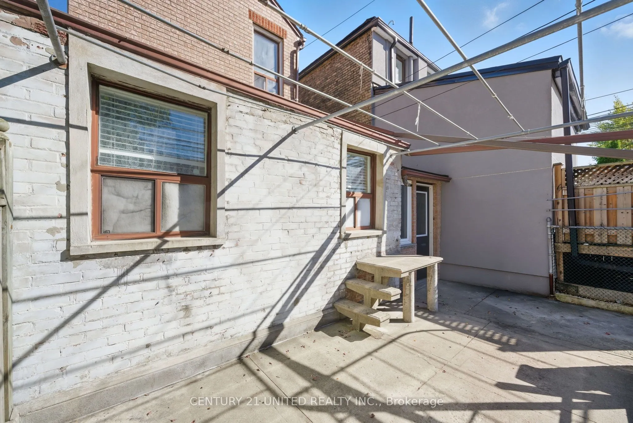 226 Palmerston Avenue