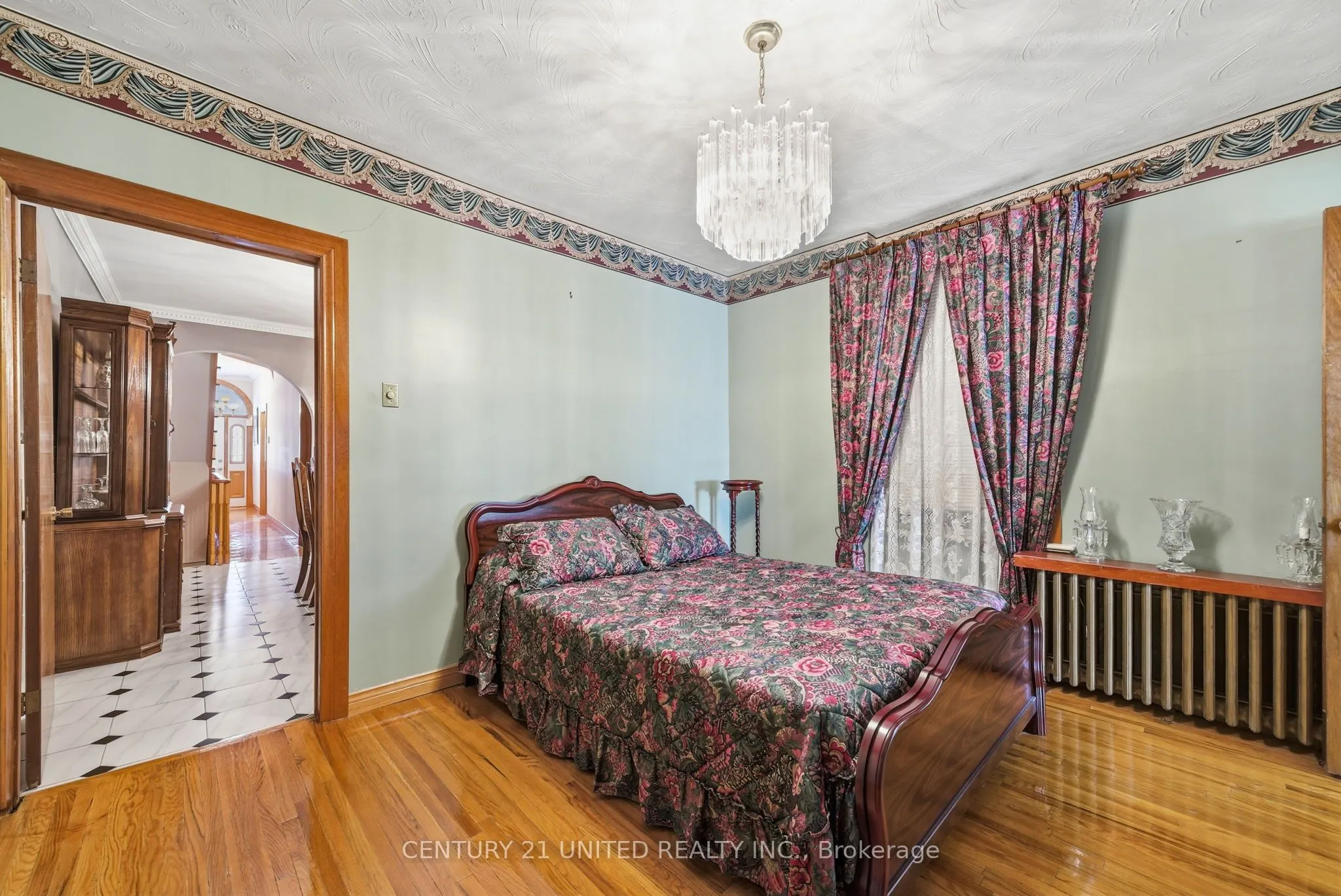 226 Palmerston Avenue