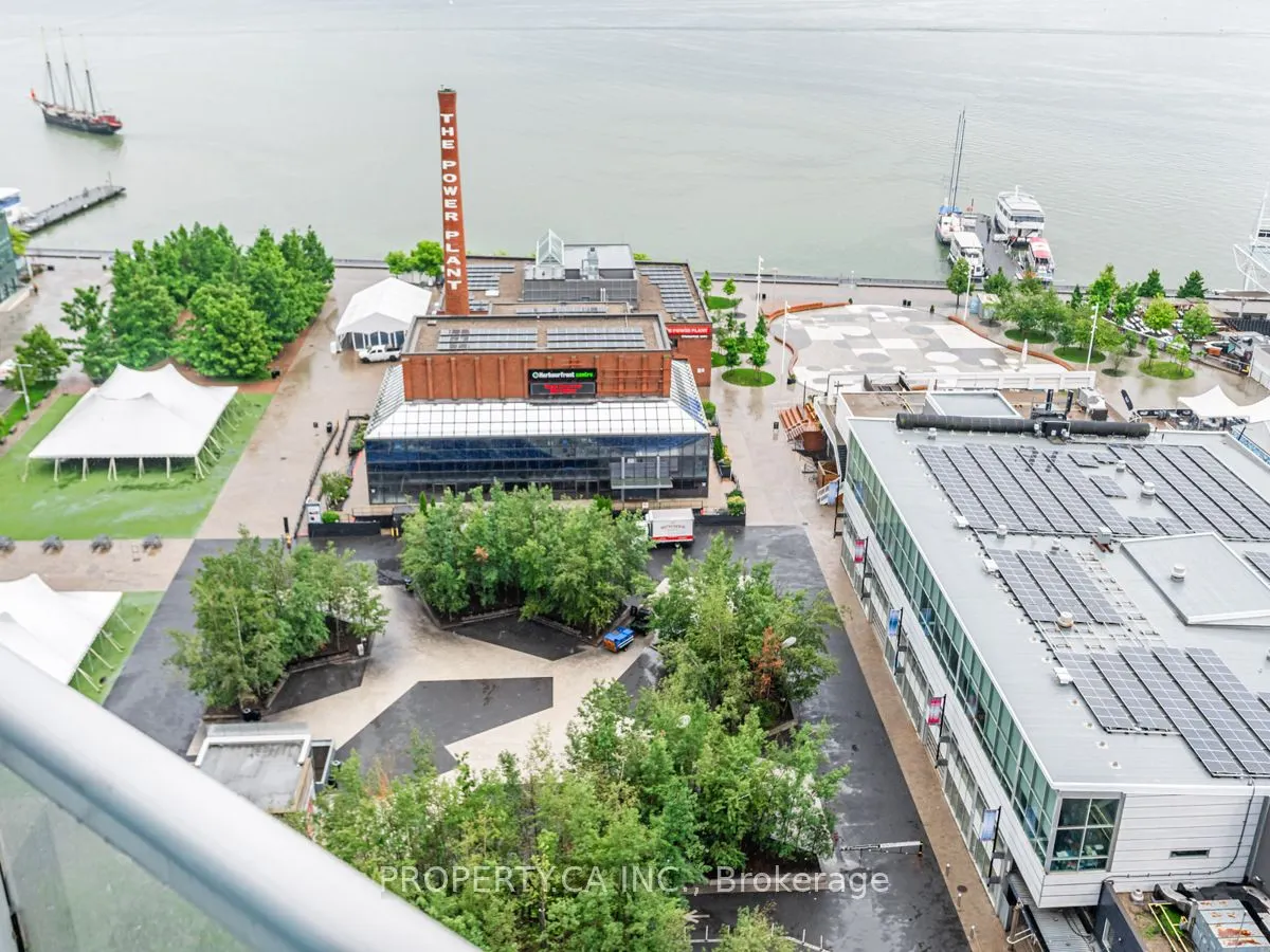 218 Queens Quay W, #2109