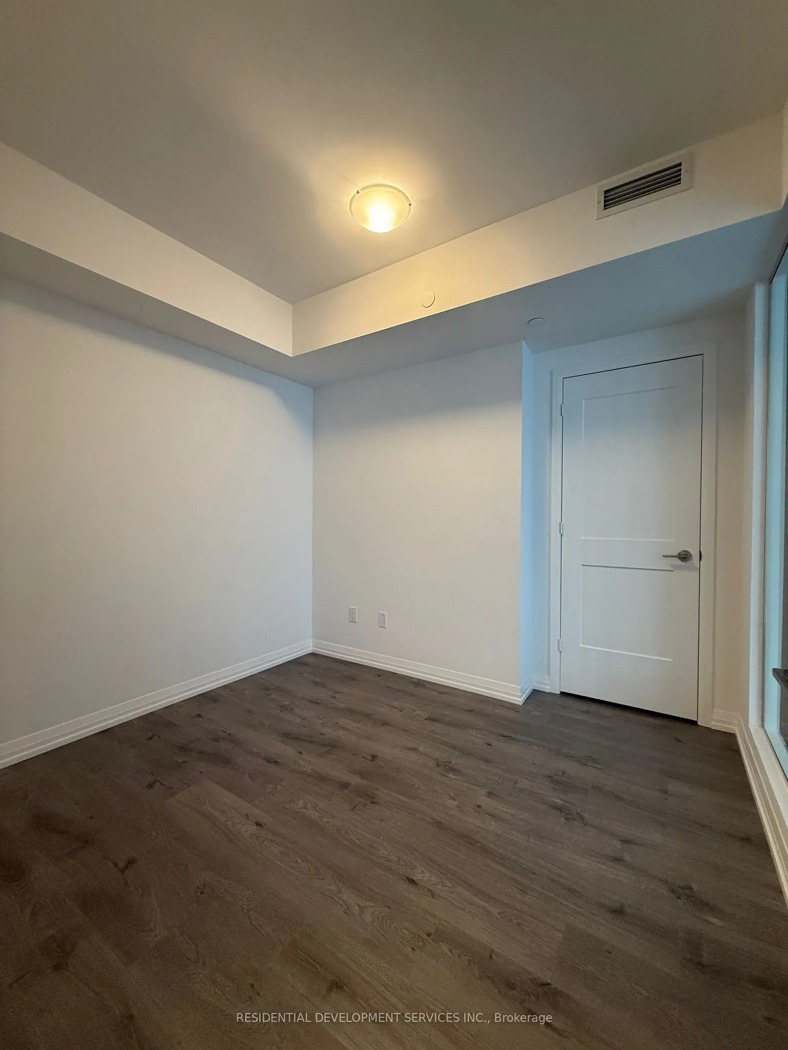 28 Widmer Street, #4921