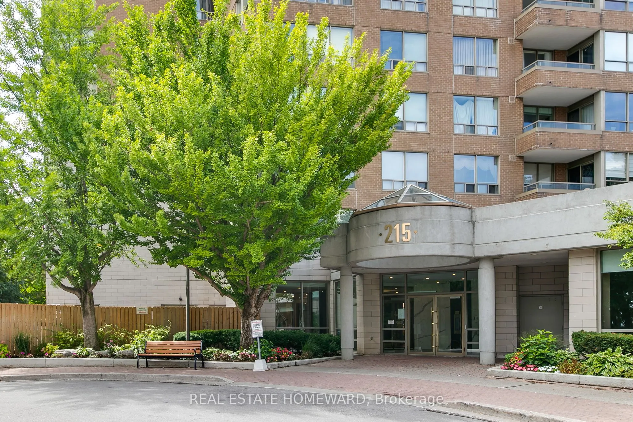 215 Wynford Drive, #1006