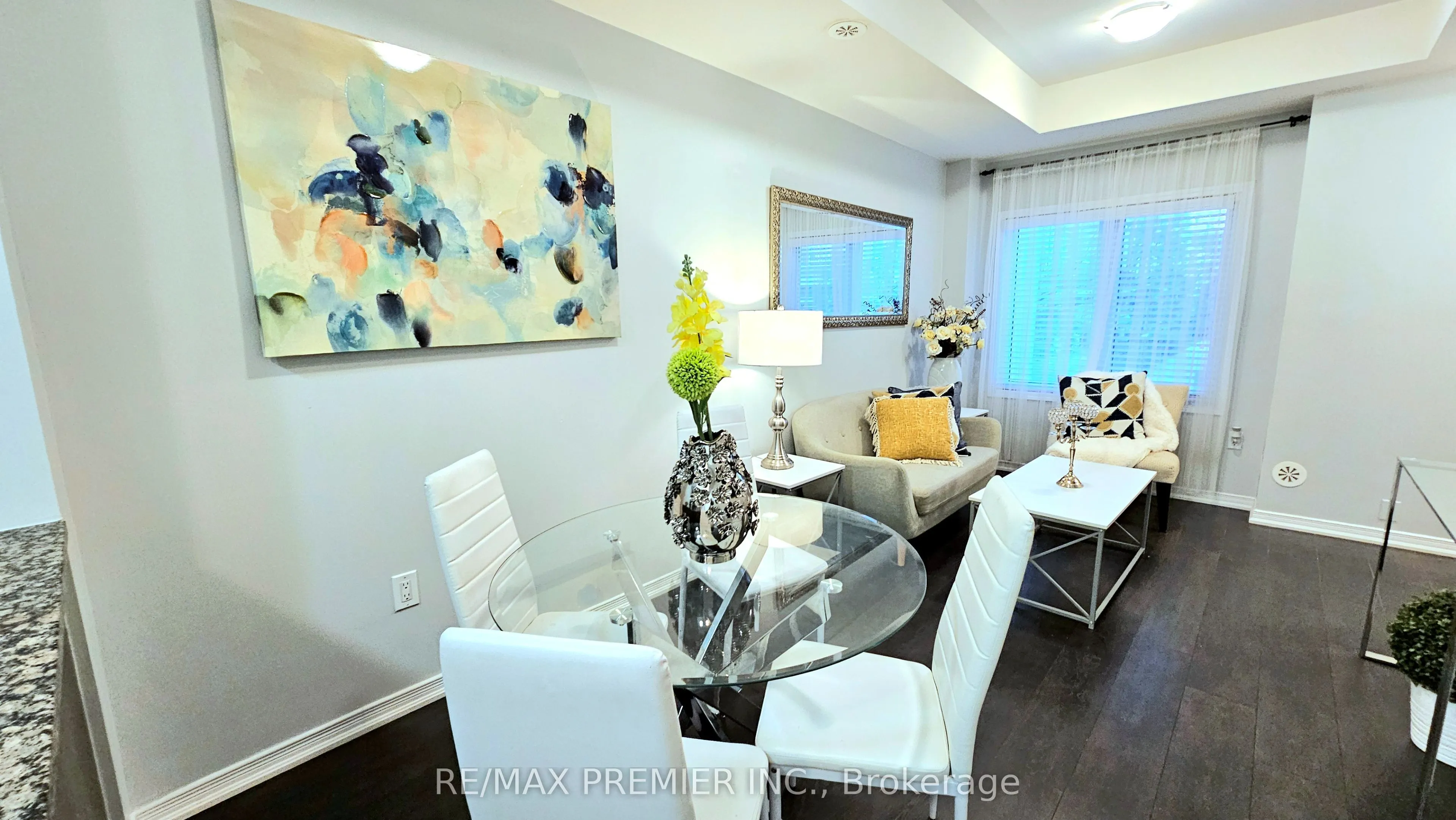 19 Coneflower Crescent, #272
