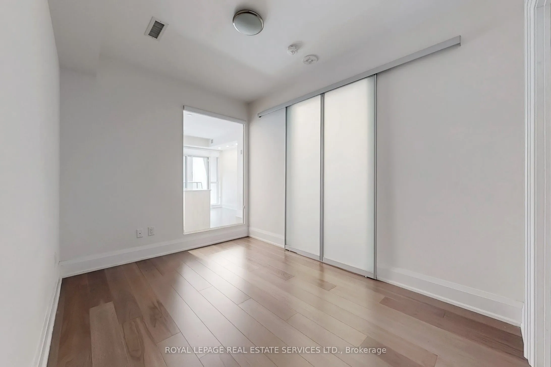 88 Cumberland Street, #808