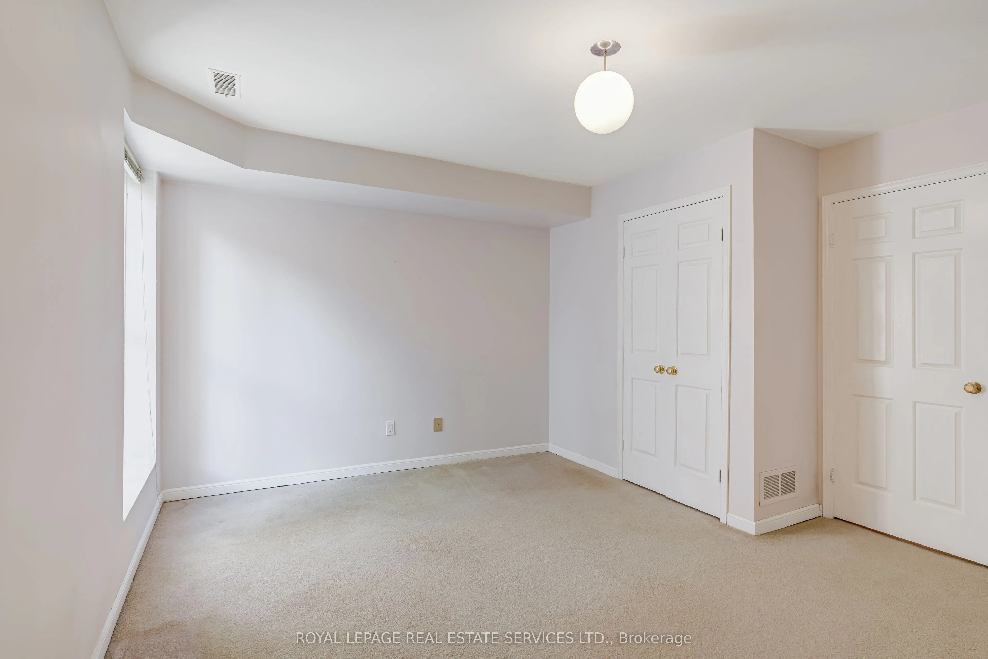 64 Arnold Avenue