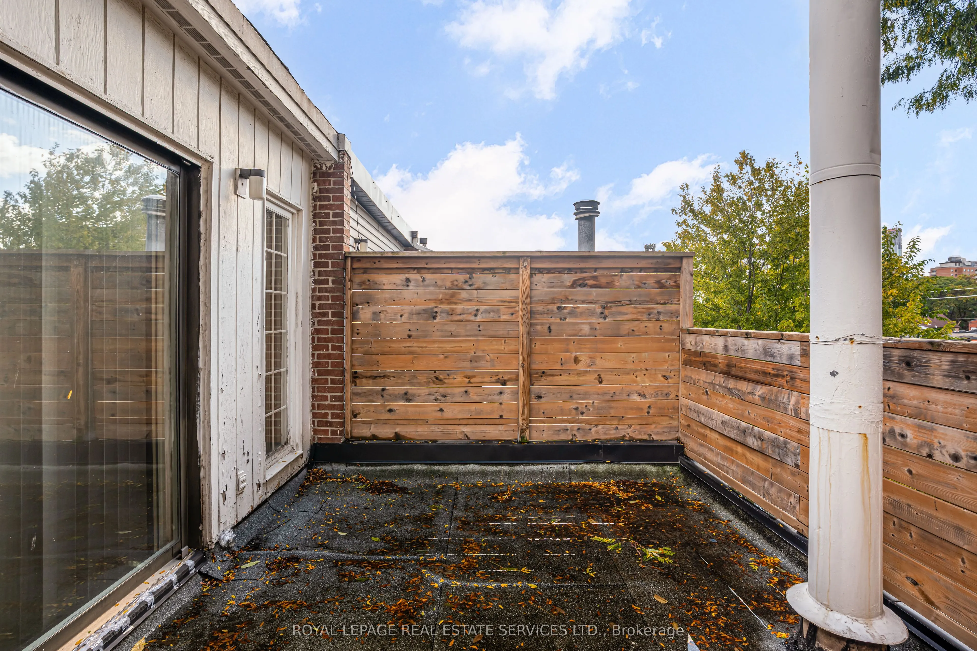 64 Arnold Avenue