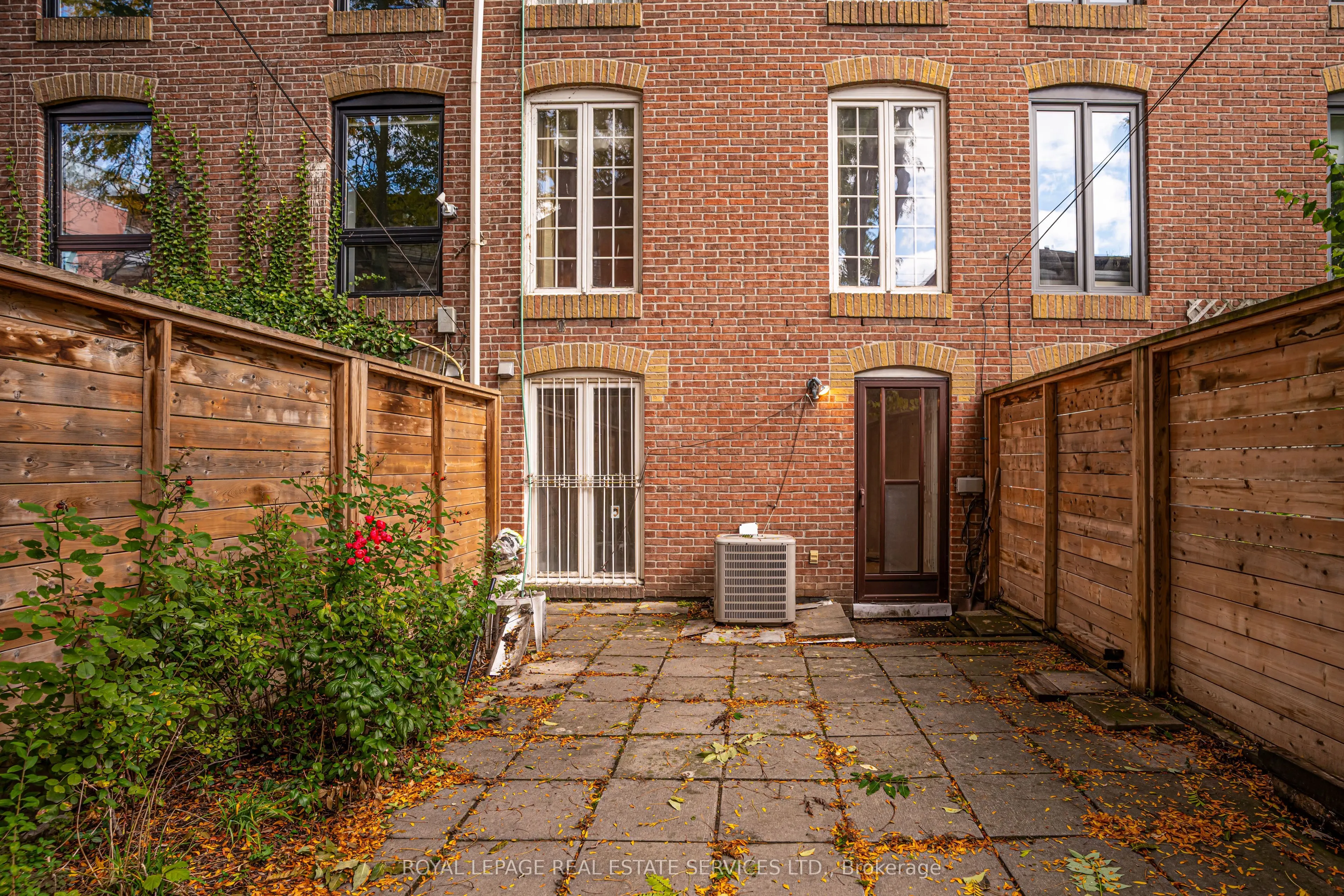 64 Arnold Avenue