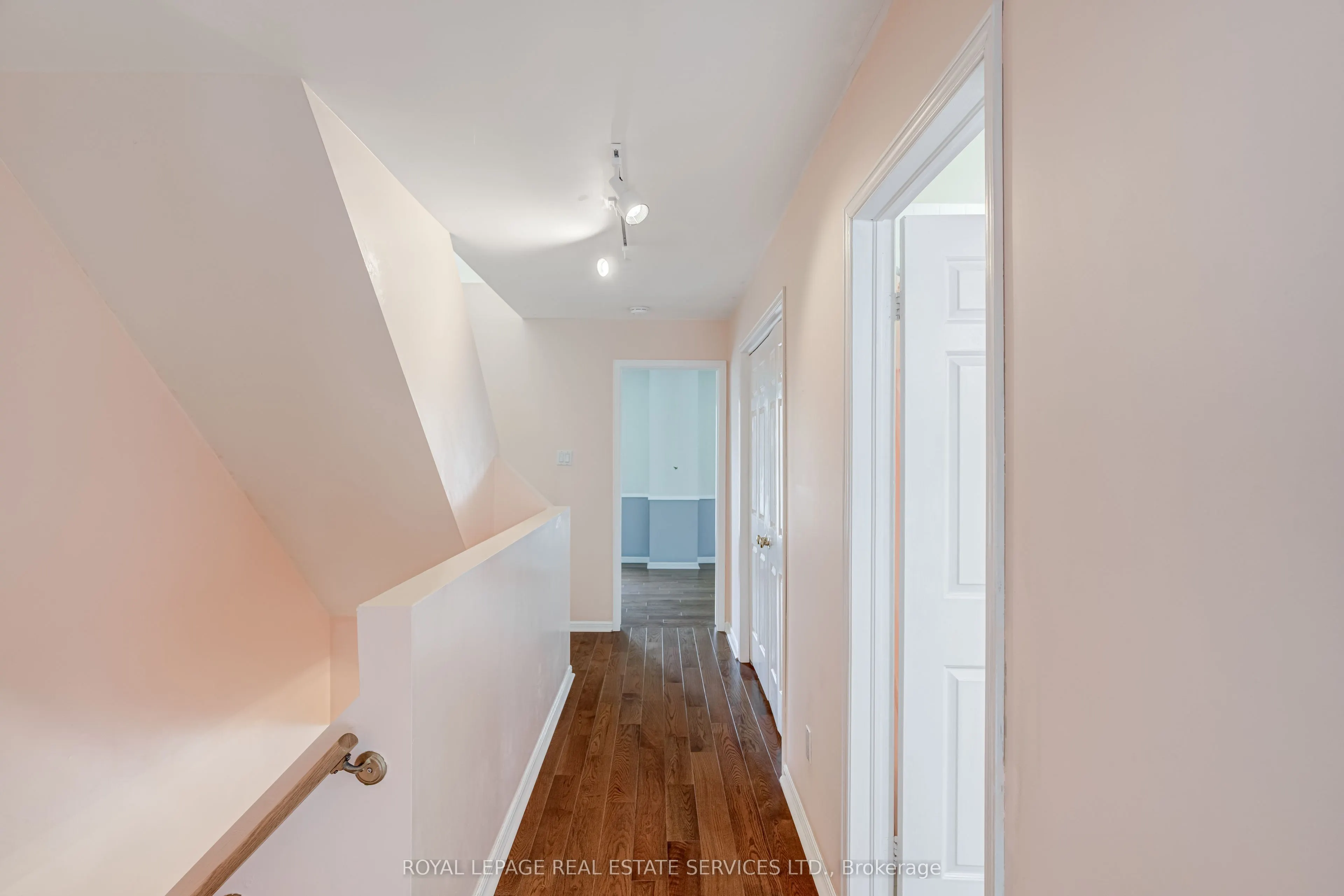 64 Arnold Avenue
