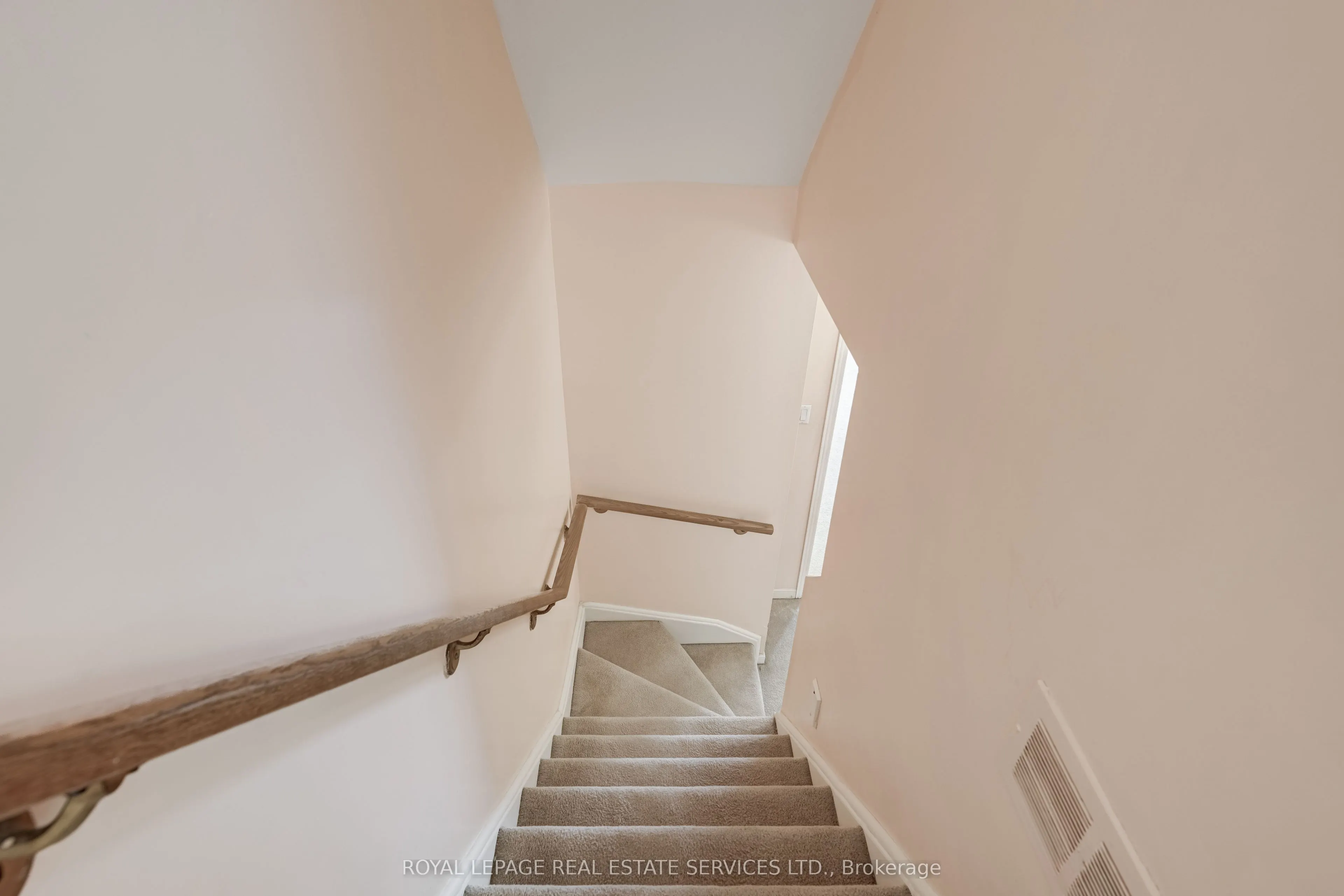64 Arnold Avenue