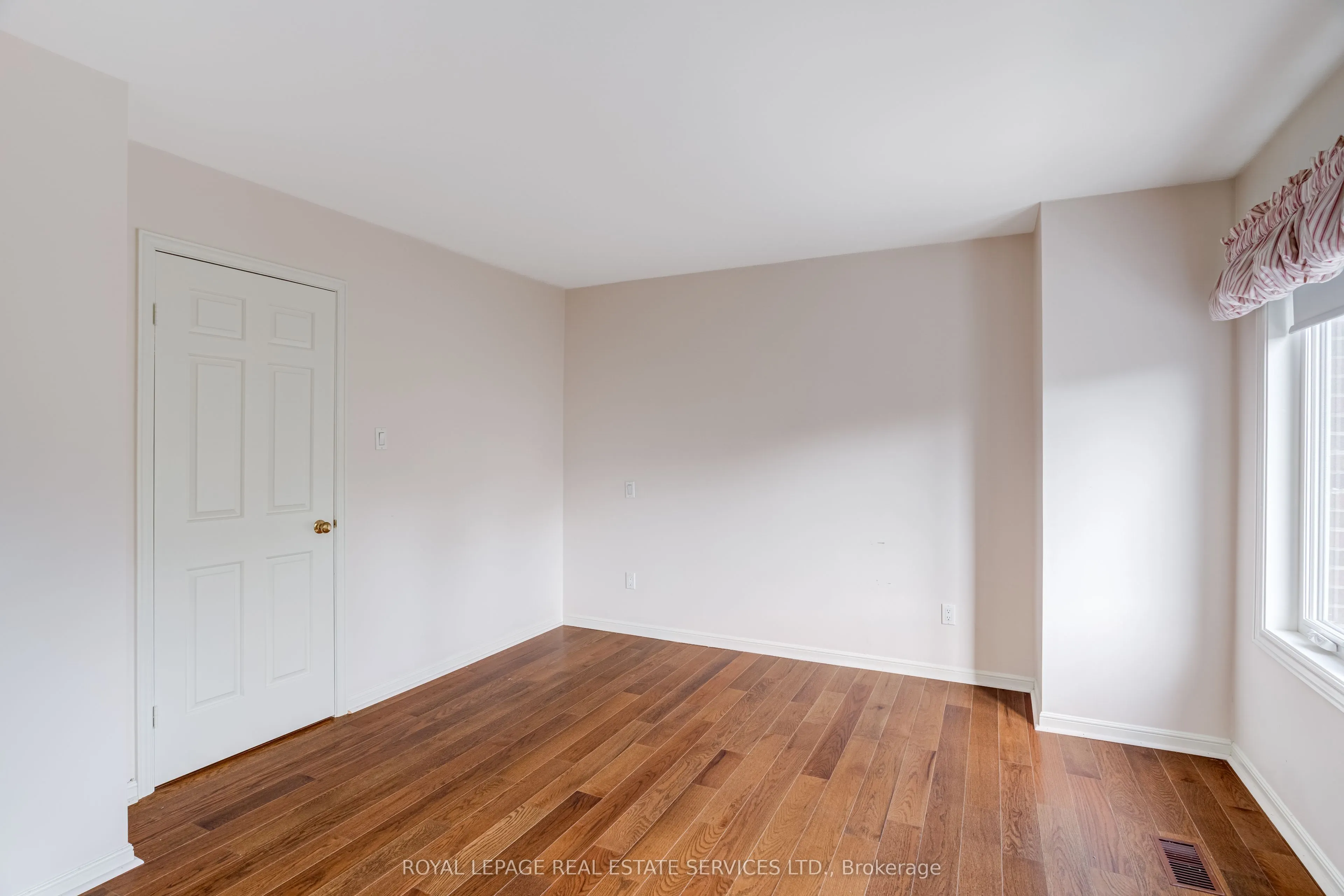 64 Arnold Avenue