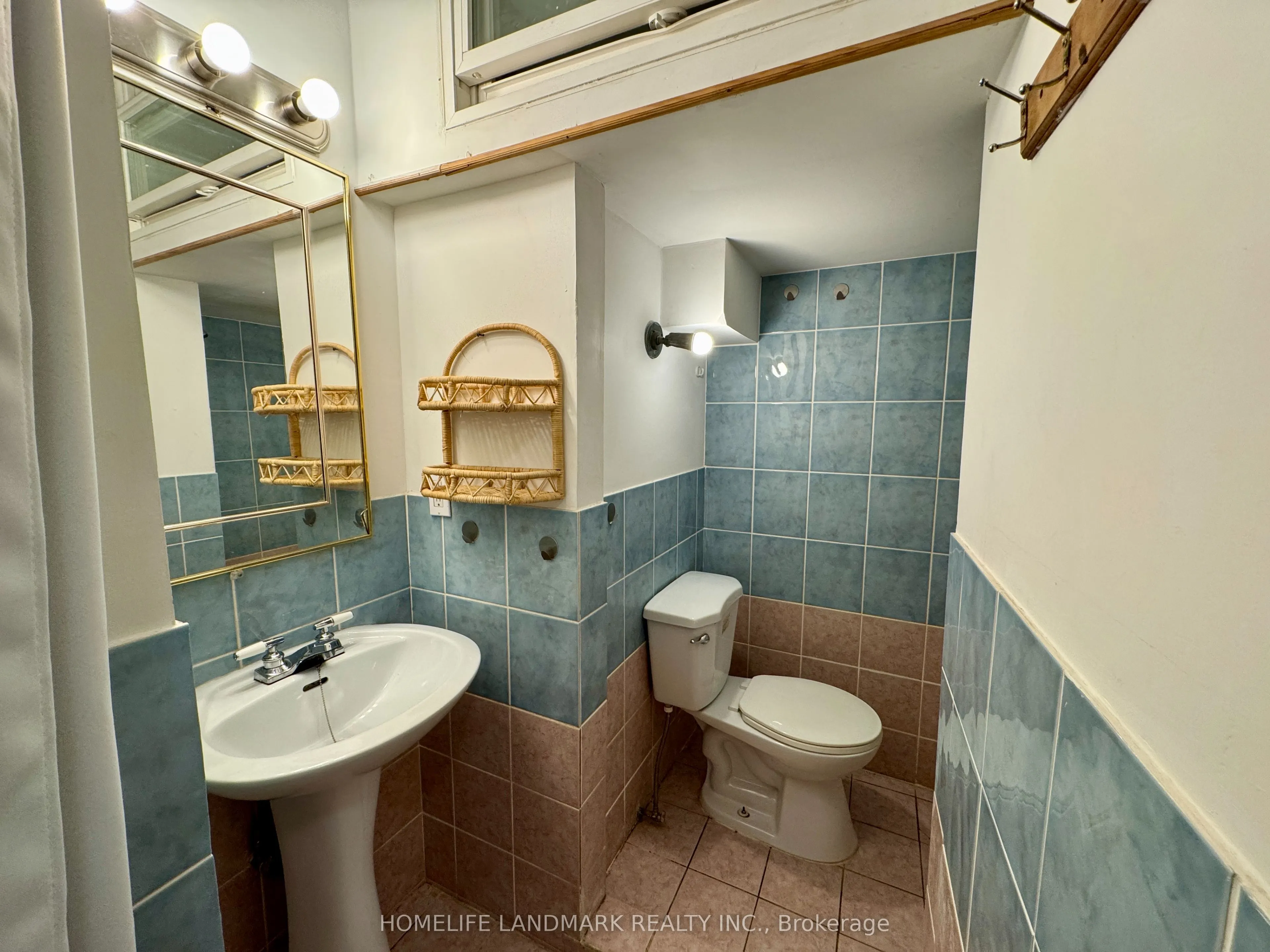 450 Spadina Avenue, #6