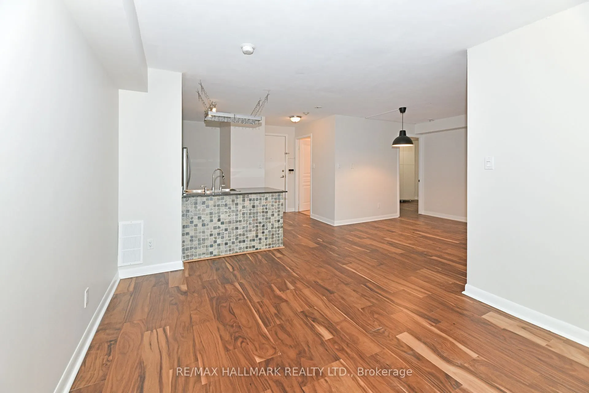 323 Richmond Street E, #1008