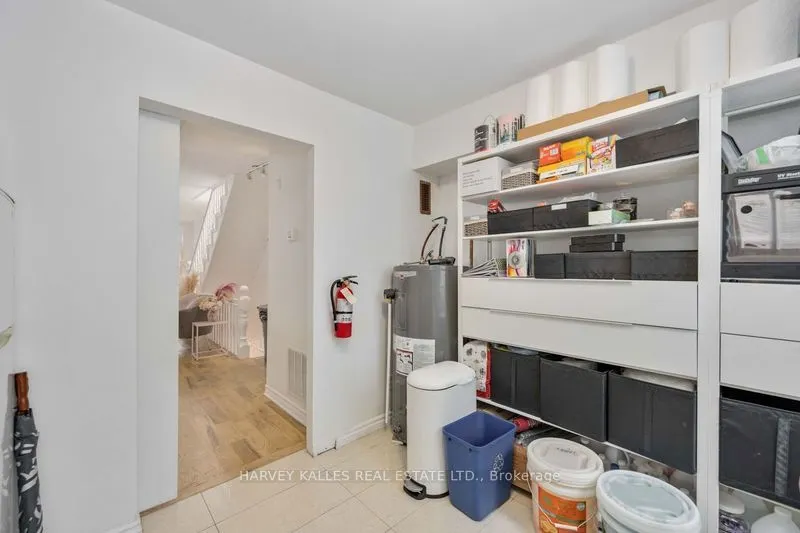 617 King Street W