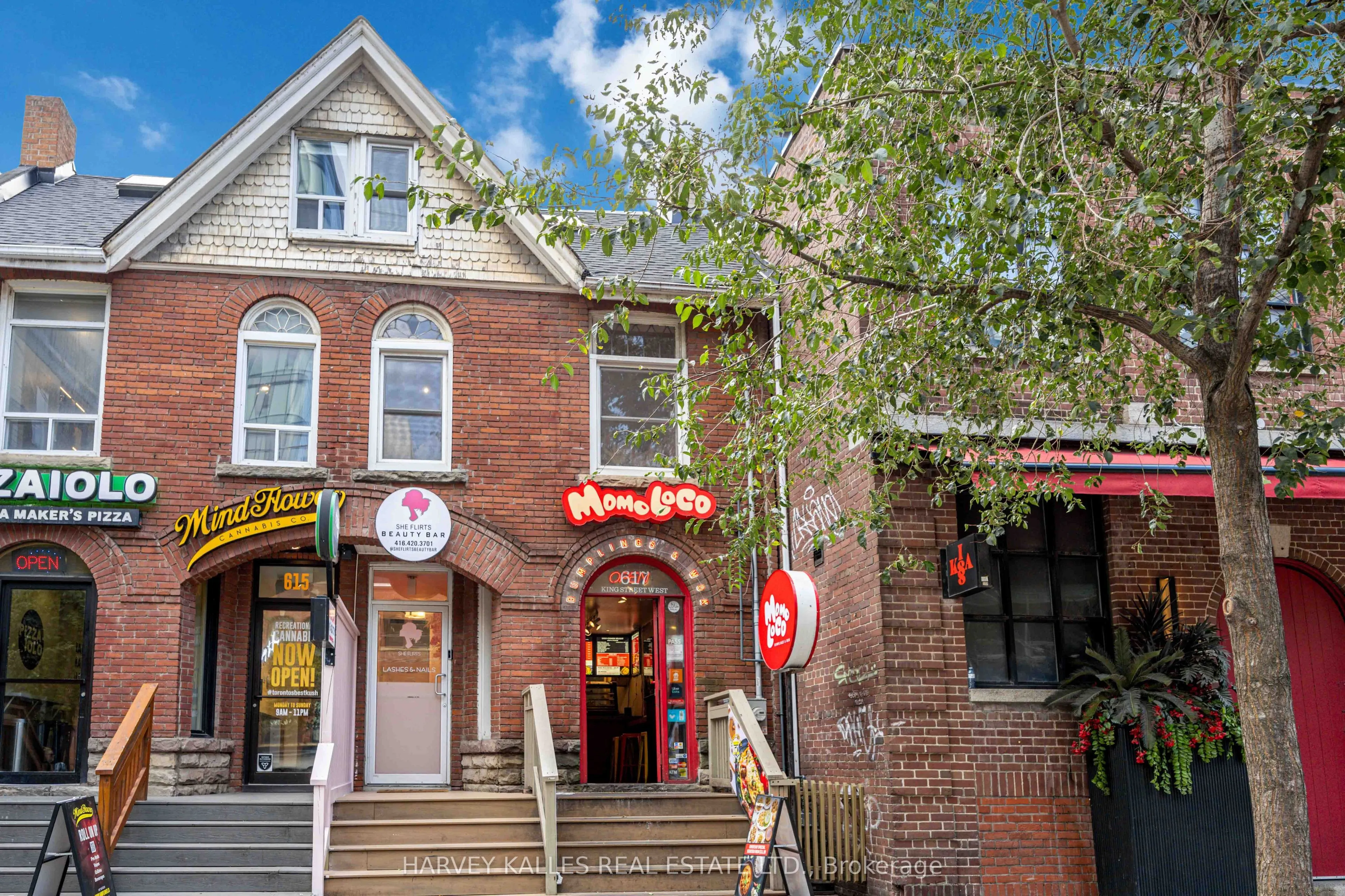 617 King Street W