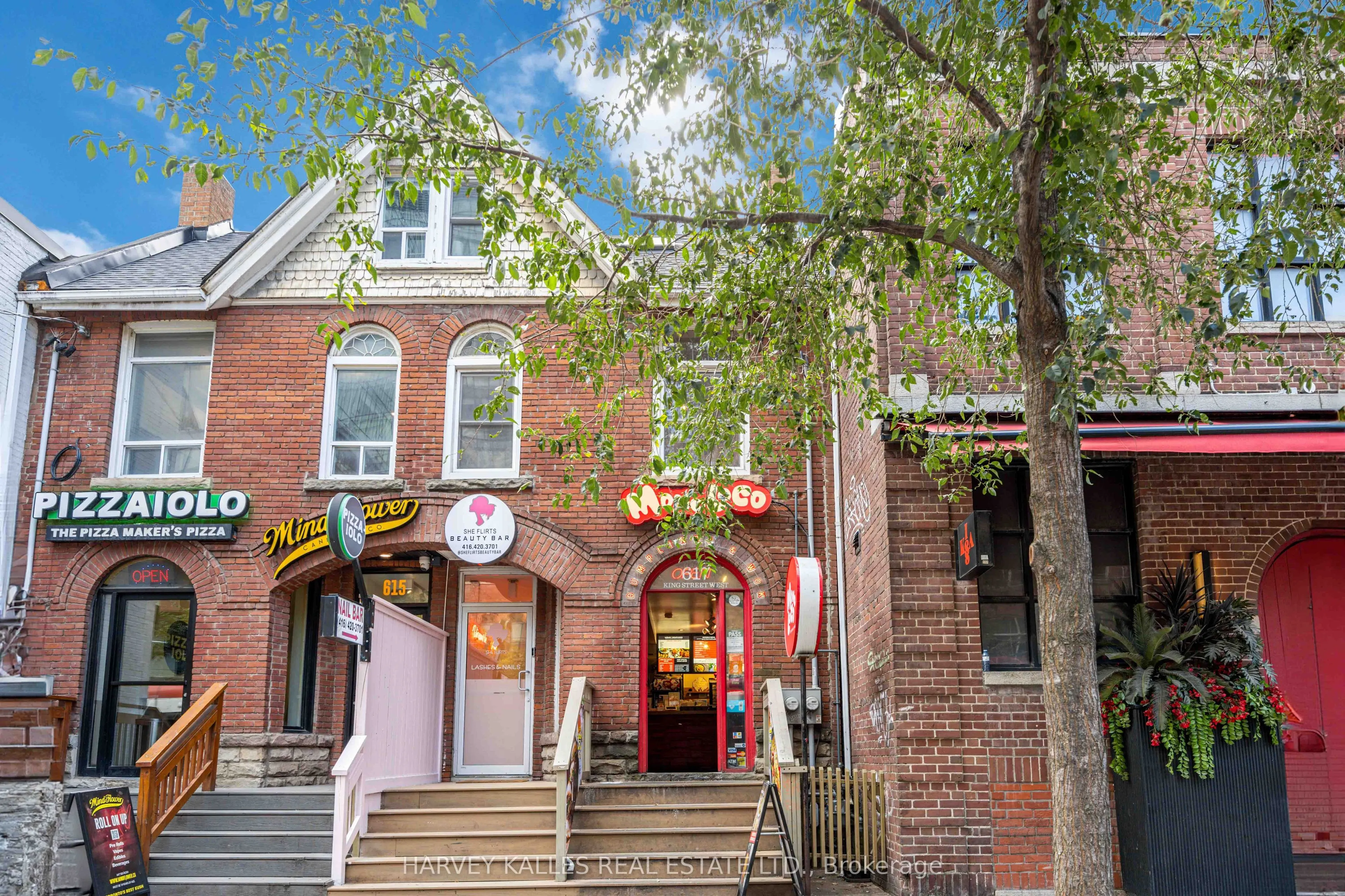 617 King Street W