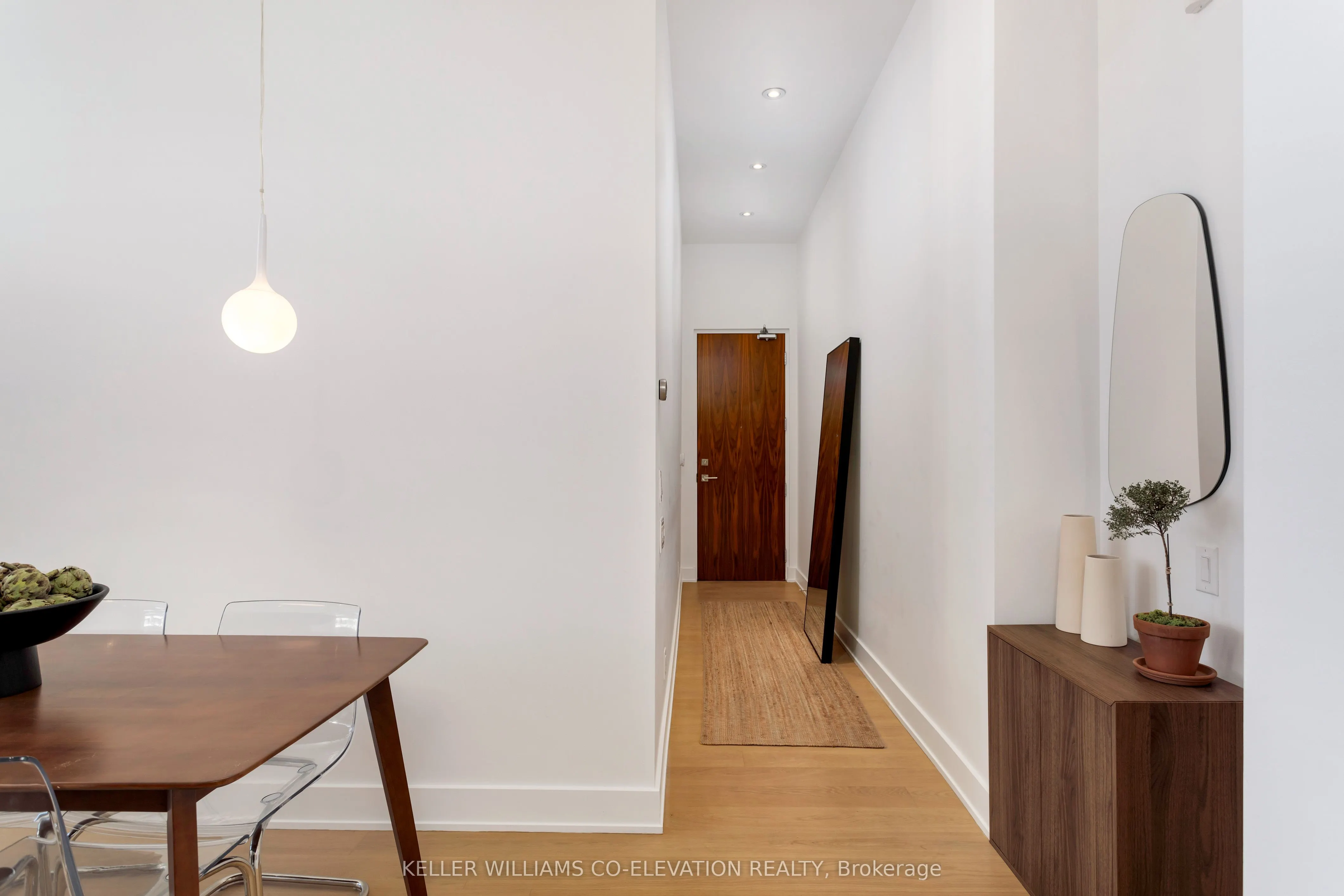 483 Dupont Street, #204