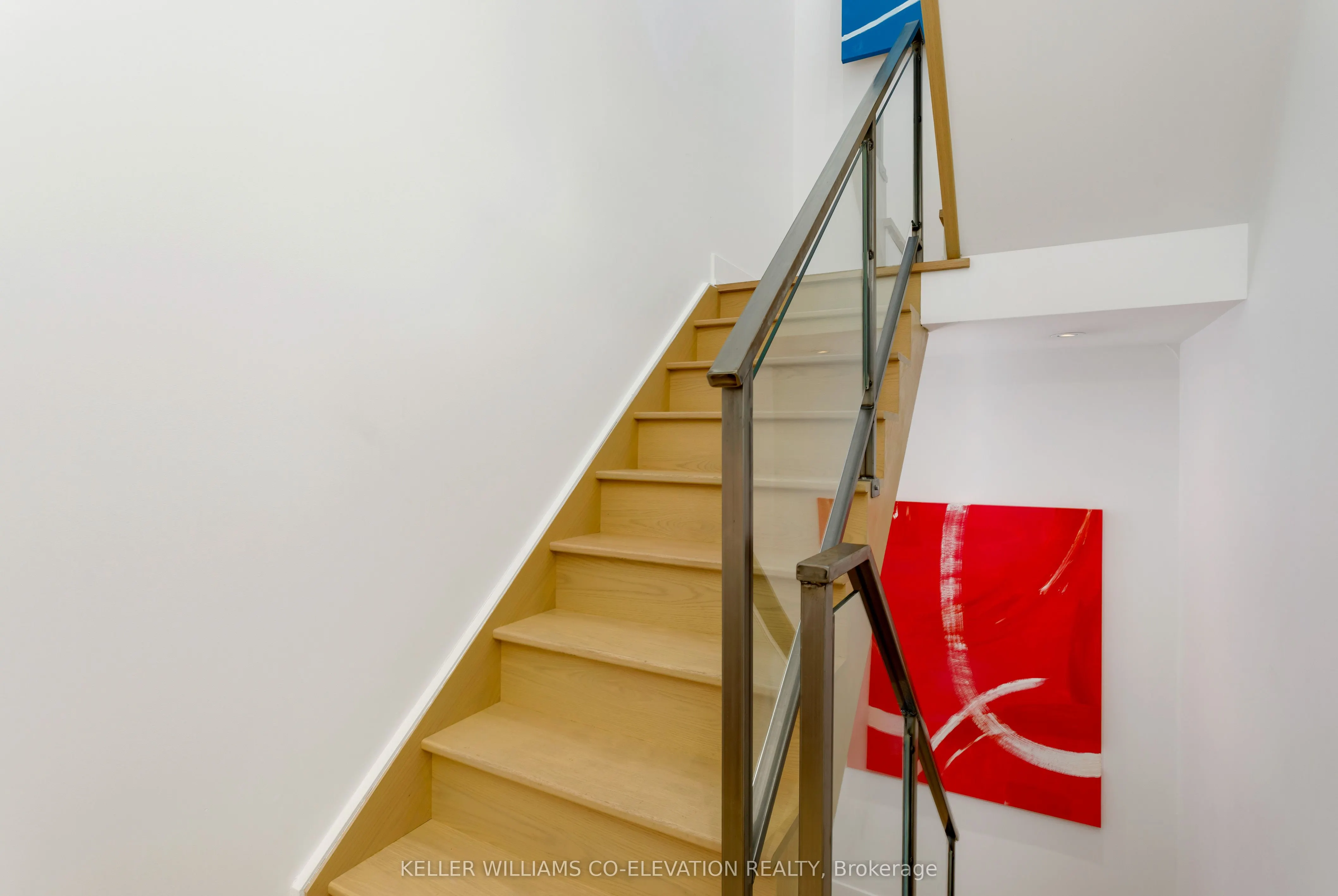 483 Dupont Street, #204