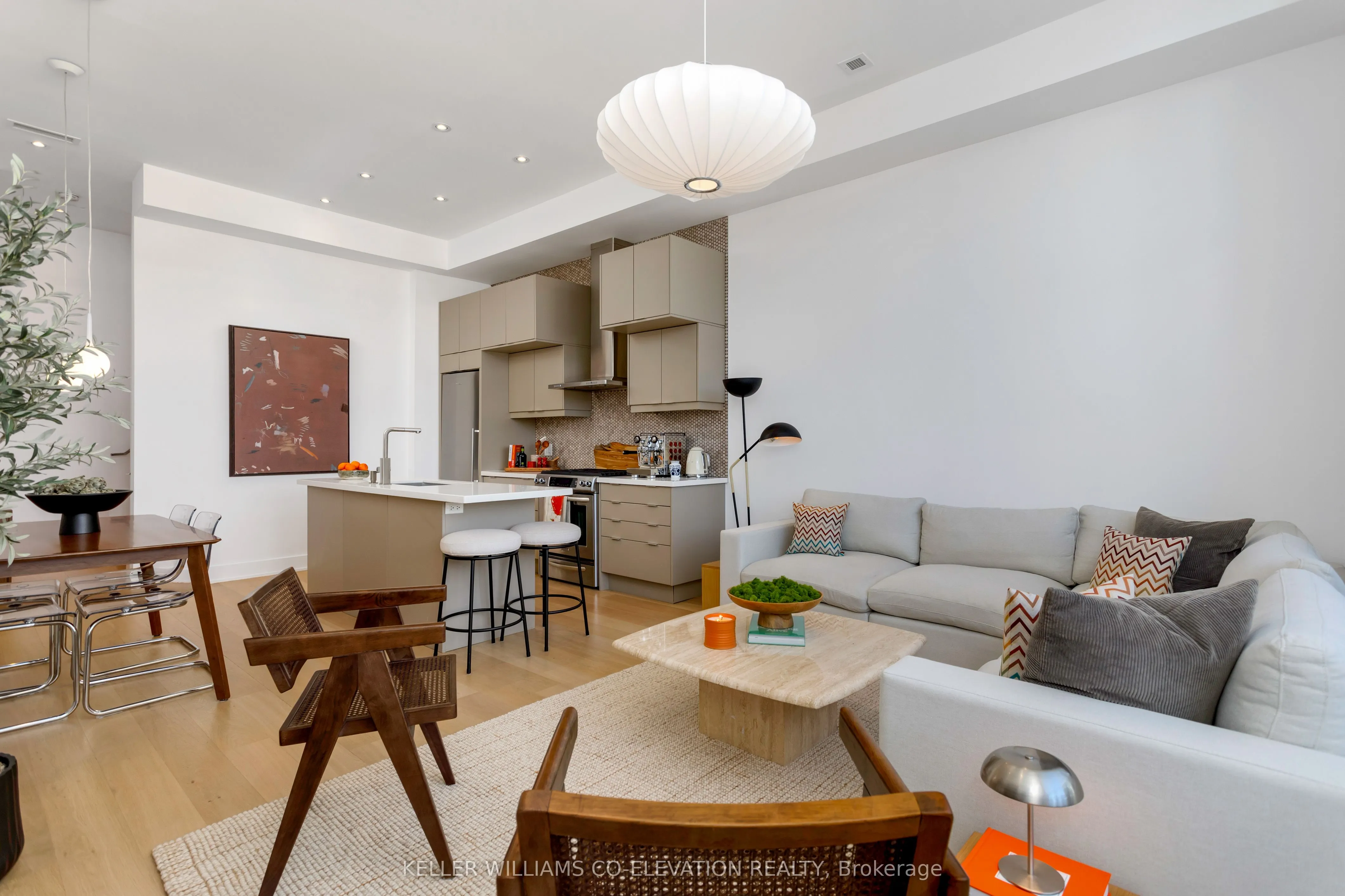 483 Dupont Street, #204