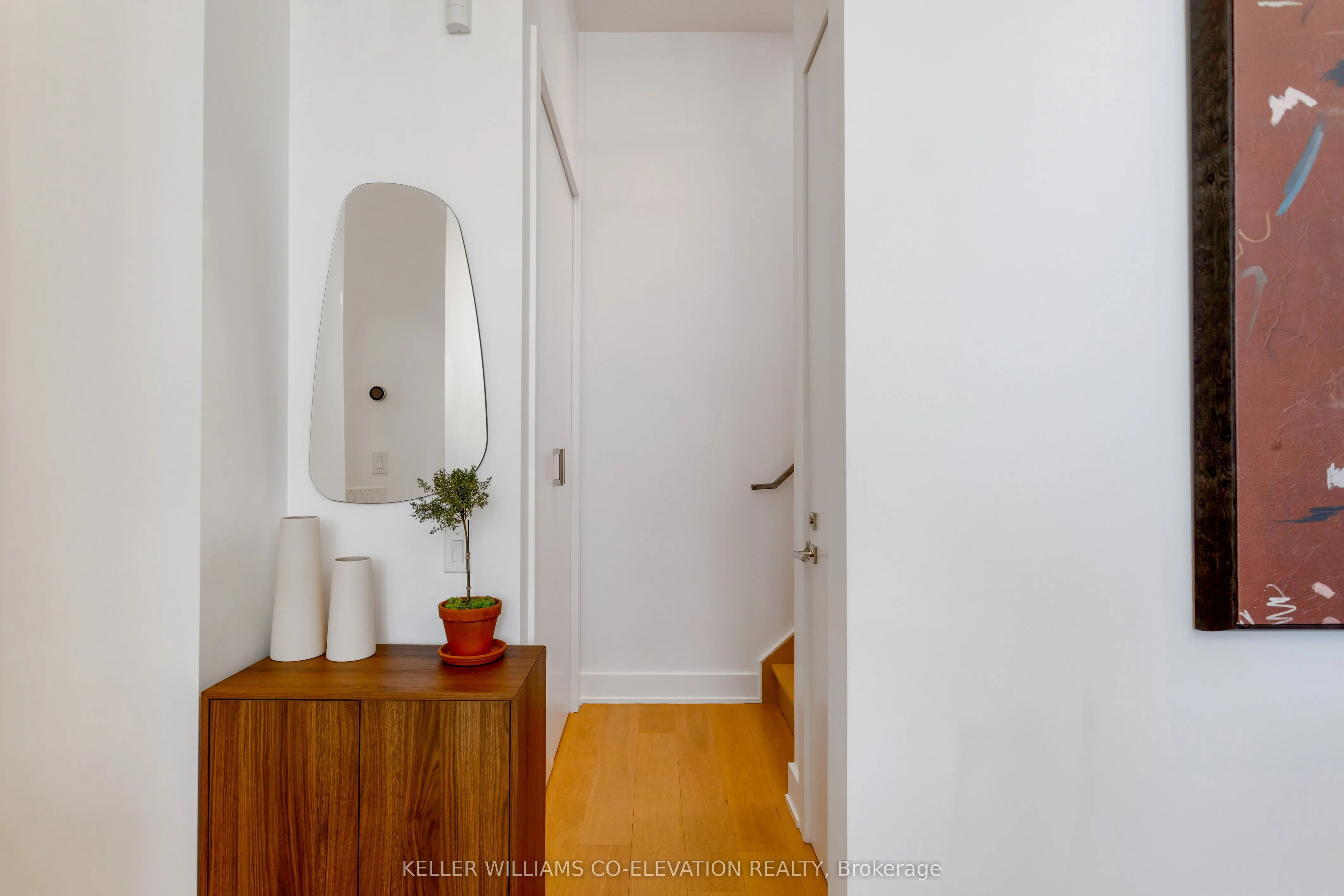 483 Dupont Street, #204