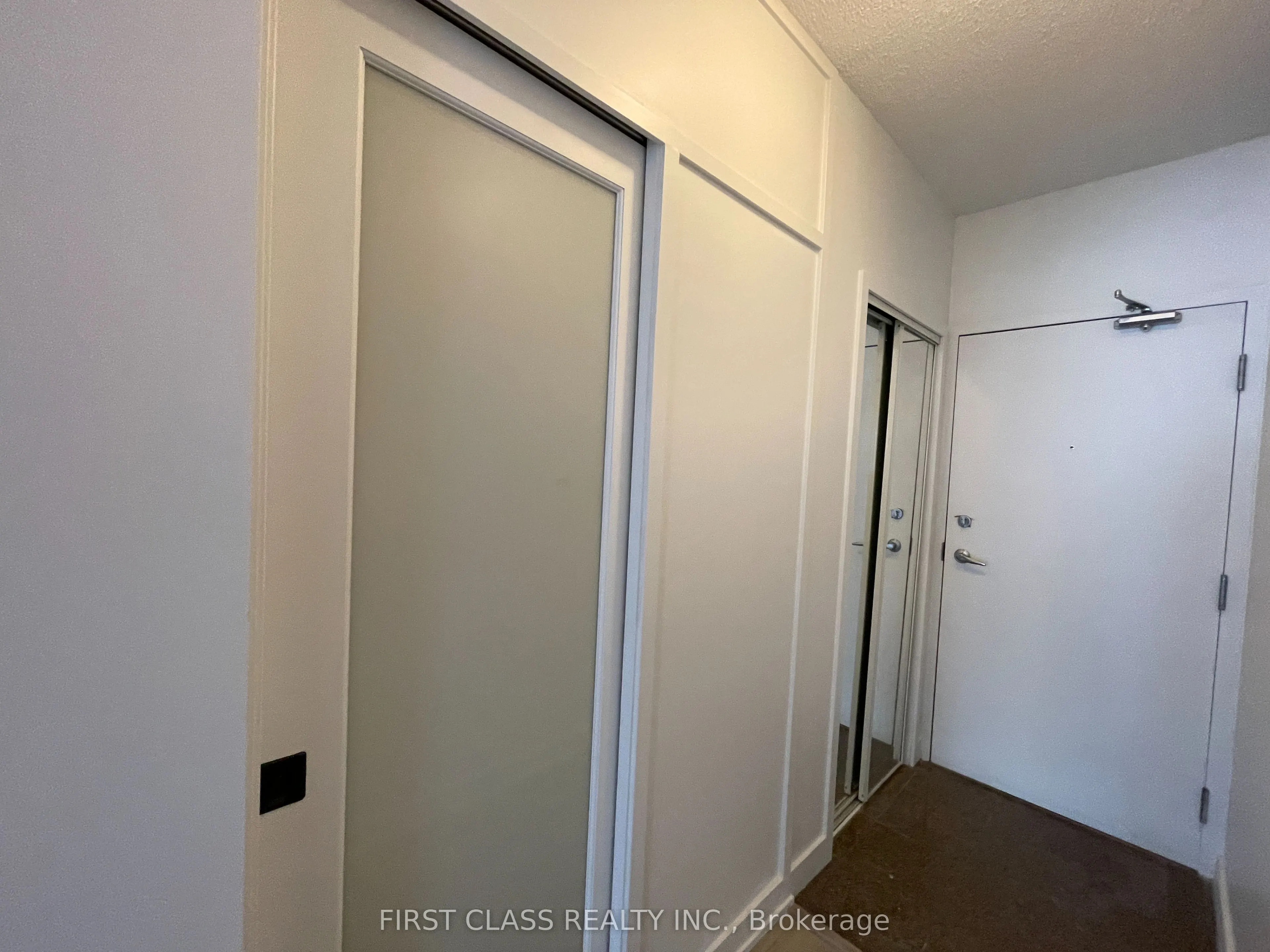 10 Navy Wharf Court, #2507
