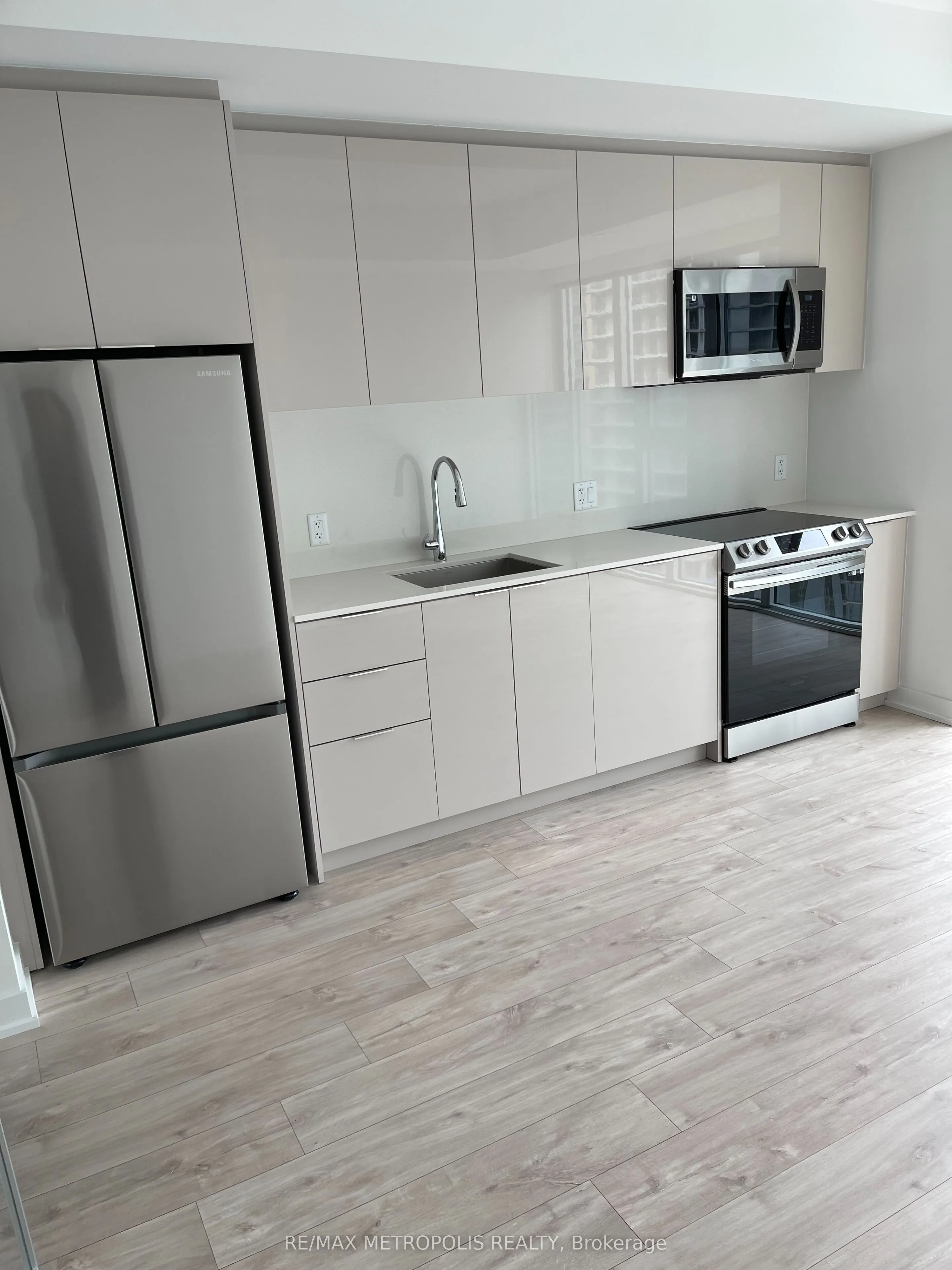 357 King Street W, #3501
