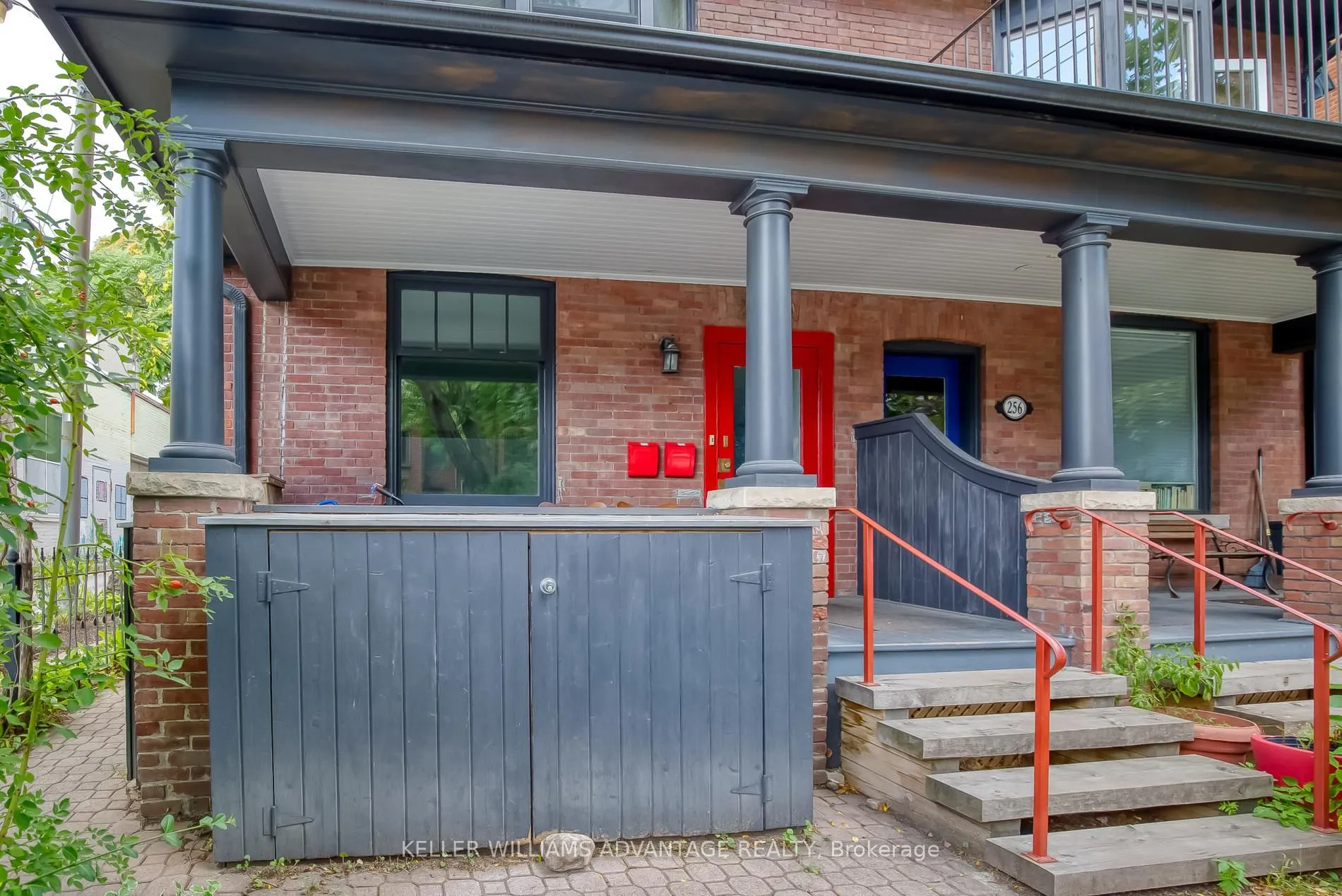 254A Carlton Street