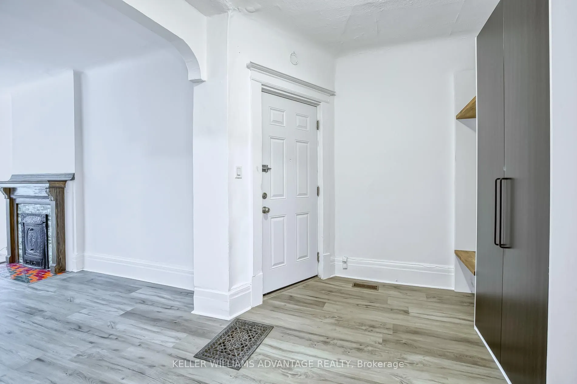 254A Carlton Street